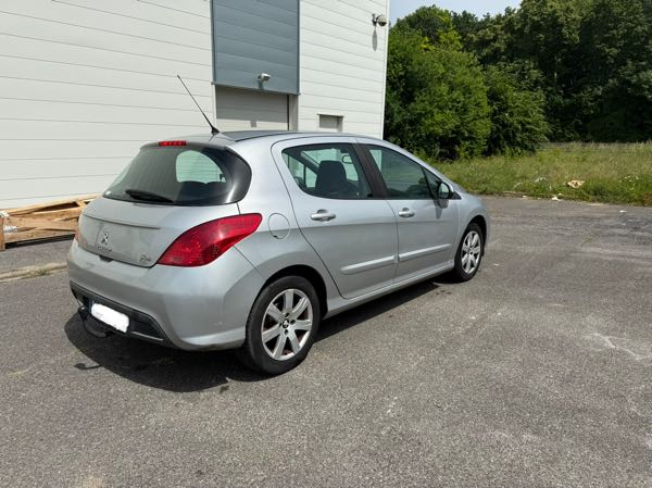 Peugeot 308 (2) 1.6 E-HDI 112 ACTIVE