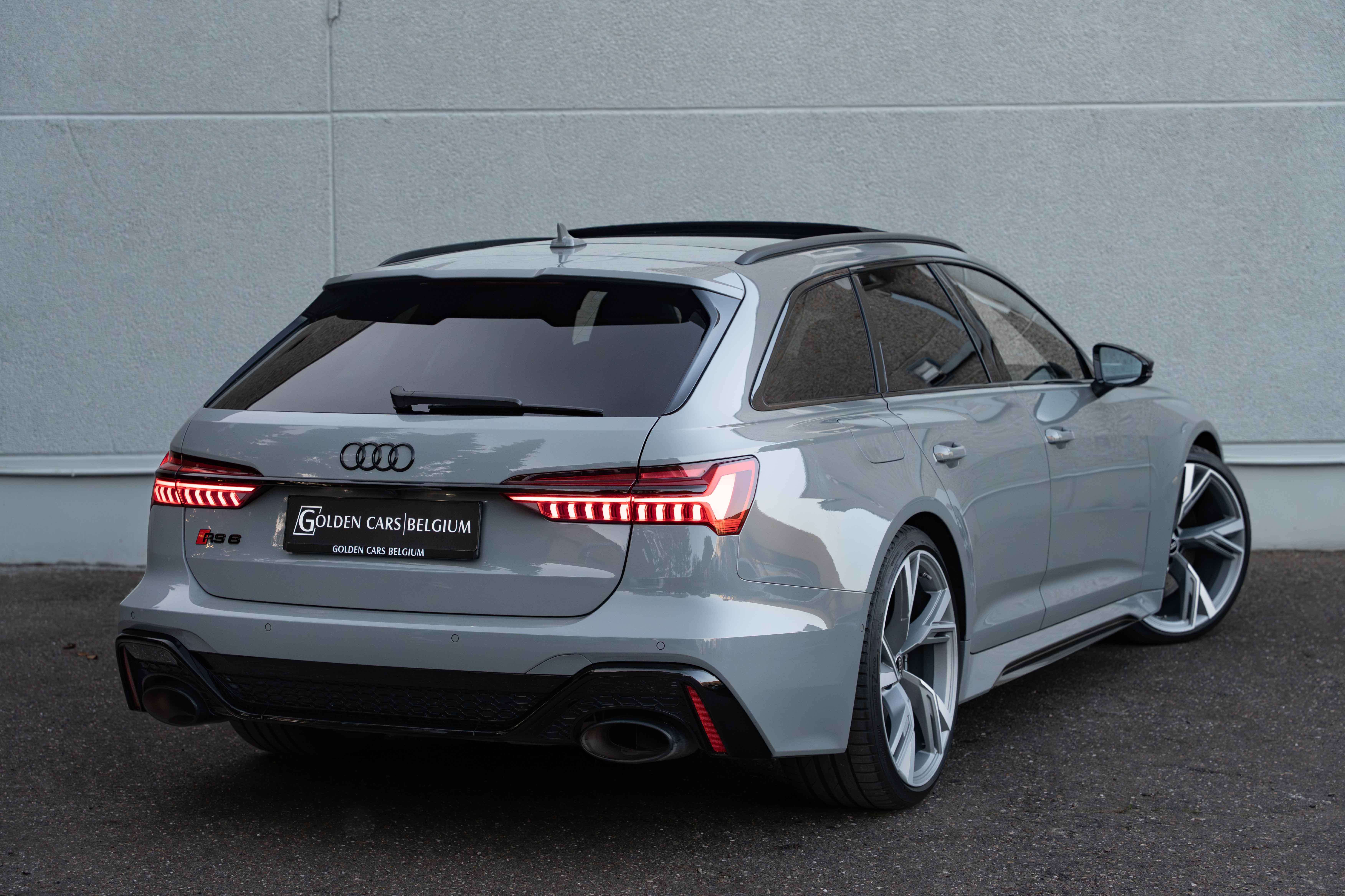 Audi RS6 Avant 4.0 TFSI DYNAMIC/NARDO/PANO/MATRIX/22"/HUD/ACC/B&O