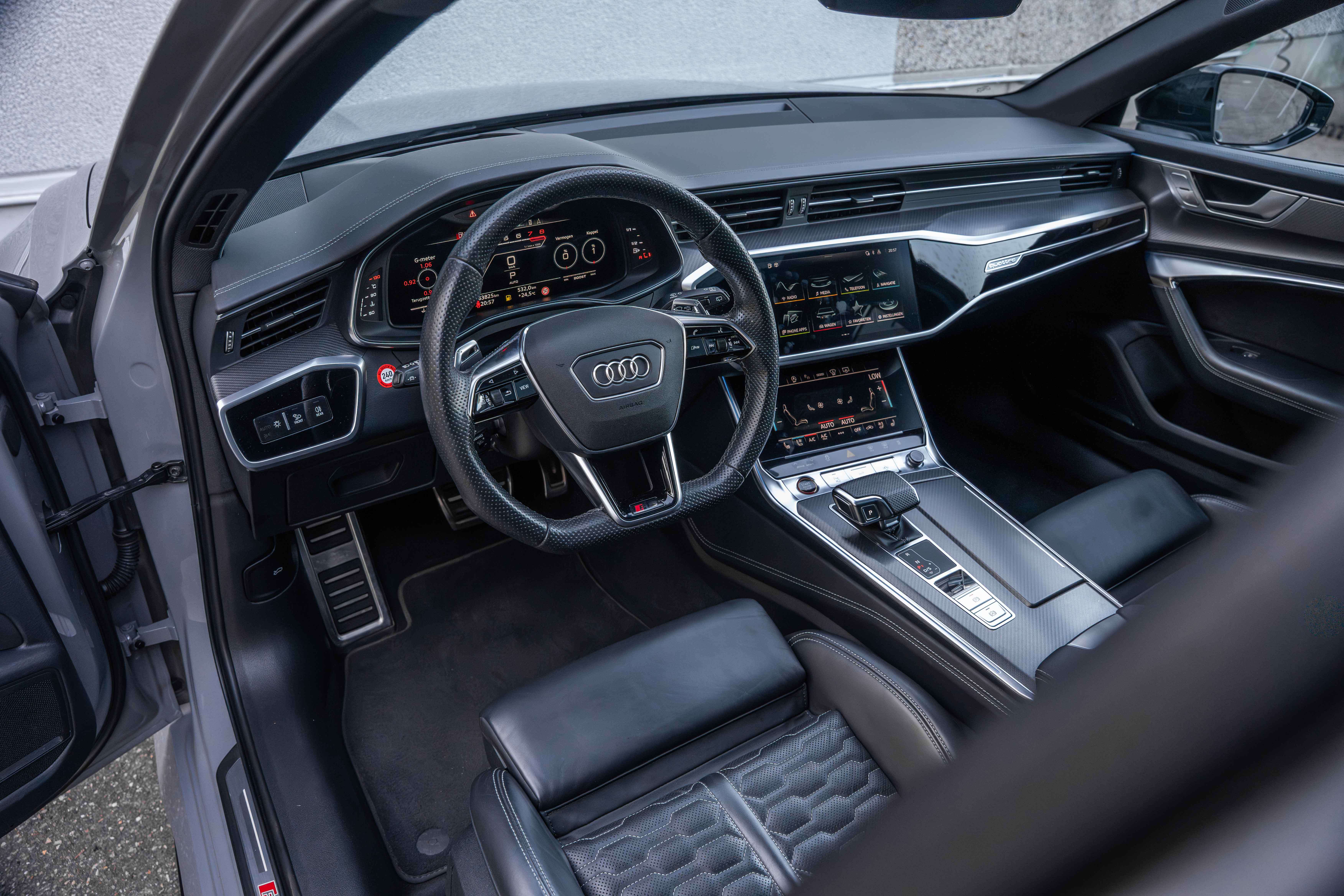 Audi RS6 Avant 4.0 TFSI DYNAMIC/NARDO/PANO/MATRIX/22"/HUD/ACC/B&O