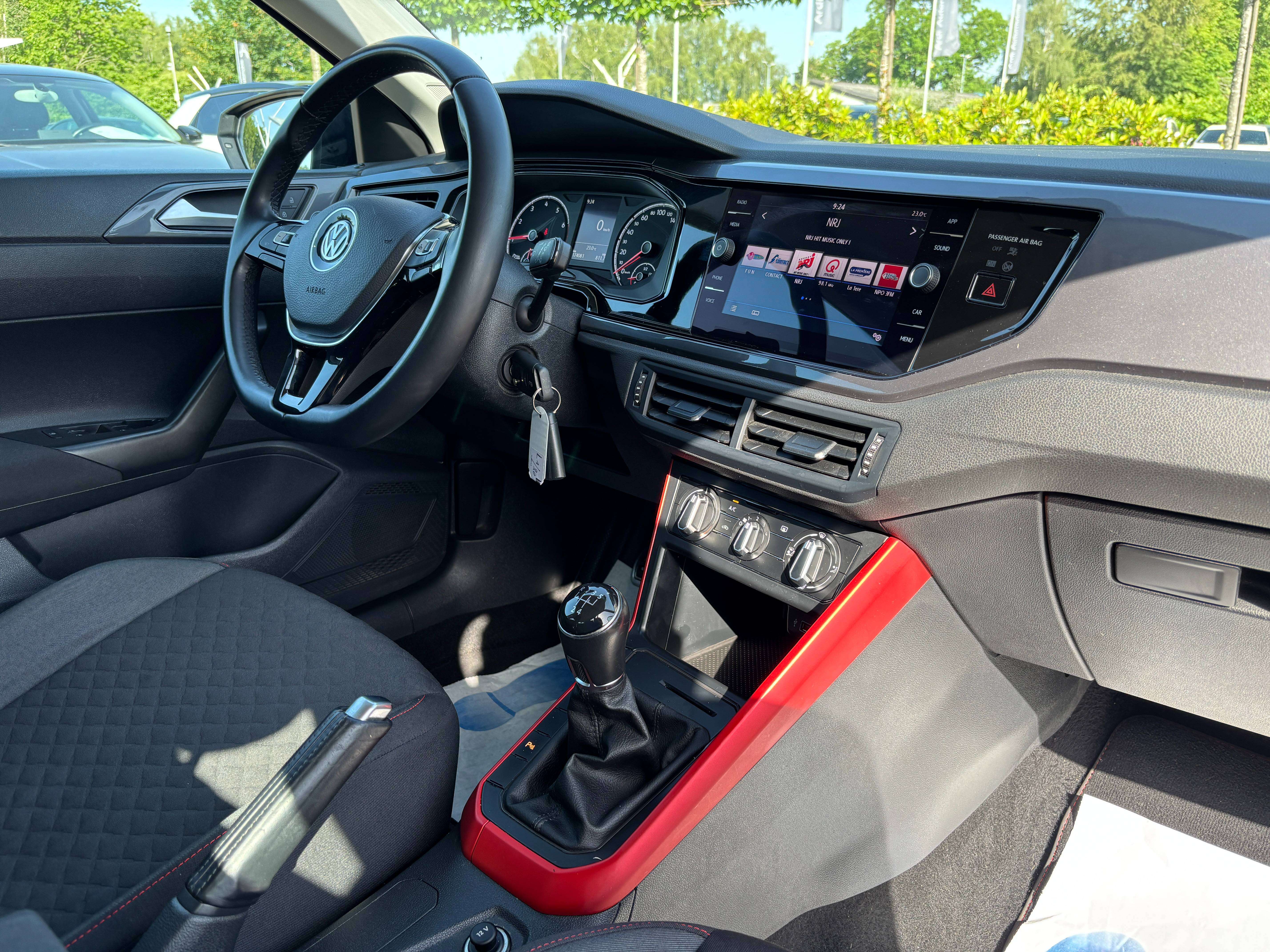 Volkswagen Polo 1.0 TSi *CARPLAY*FRONT ASSIST*CAPTEUR AV+AR*GARANTIE*