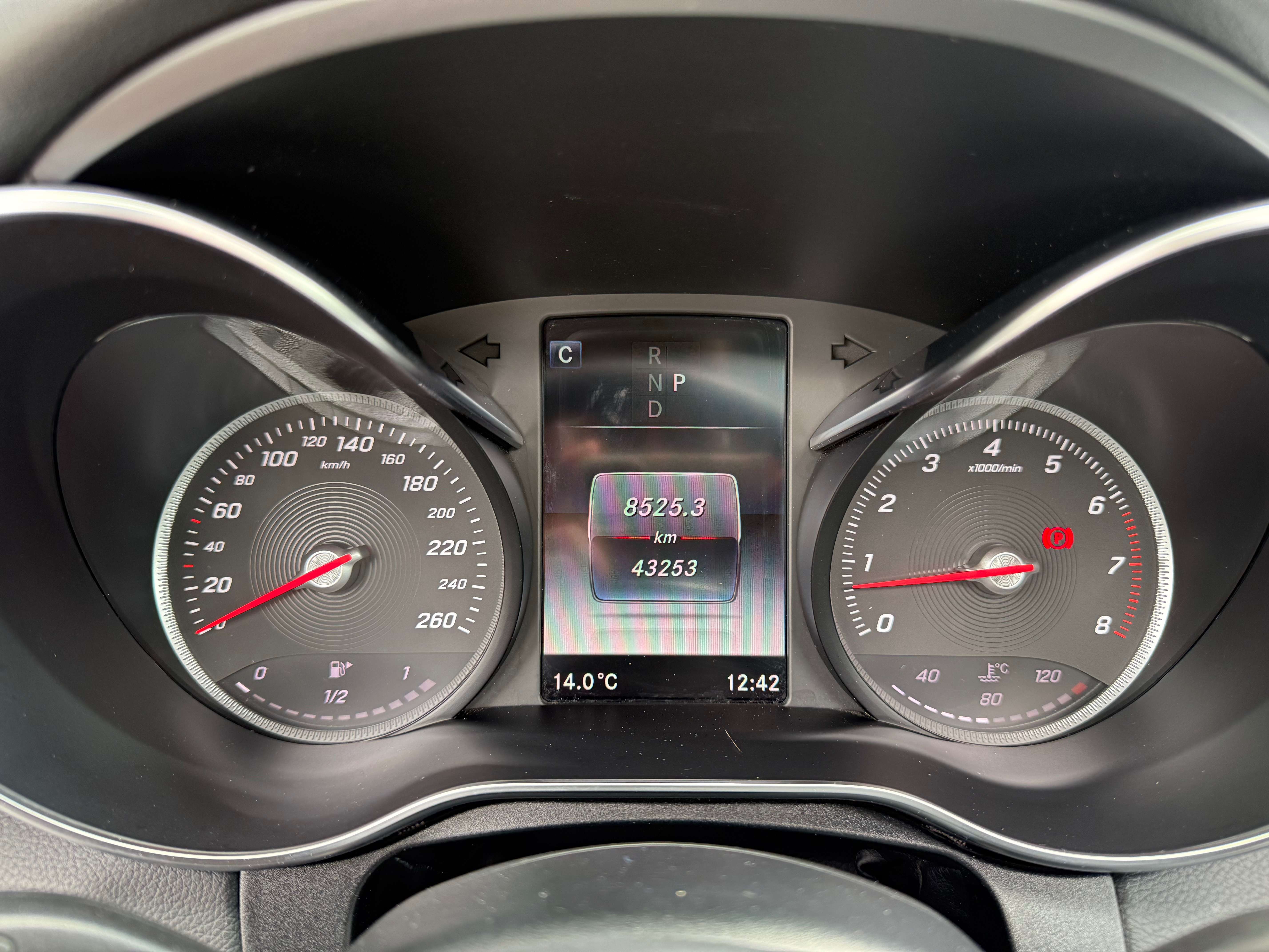 Mercedes-Benz C 200 4-Matic Coupé AMG pack I Cam I Lift I Cuir I Navi I Pano