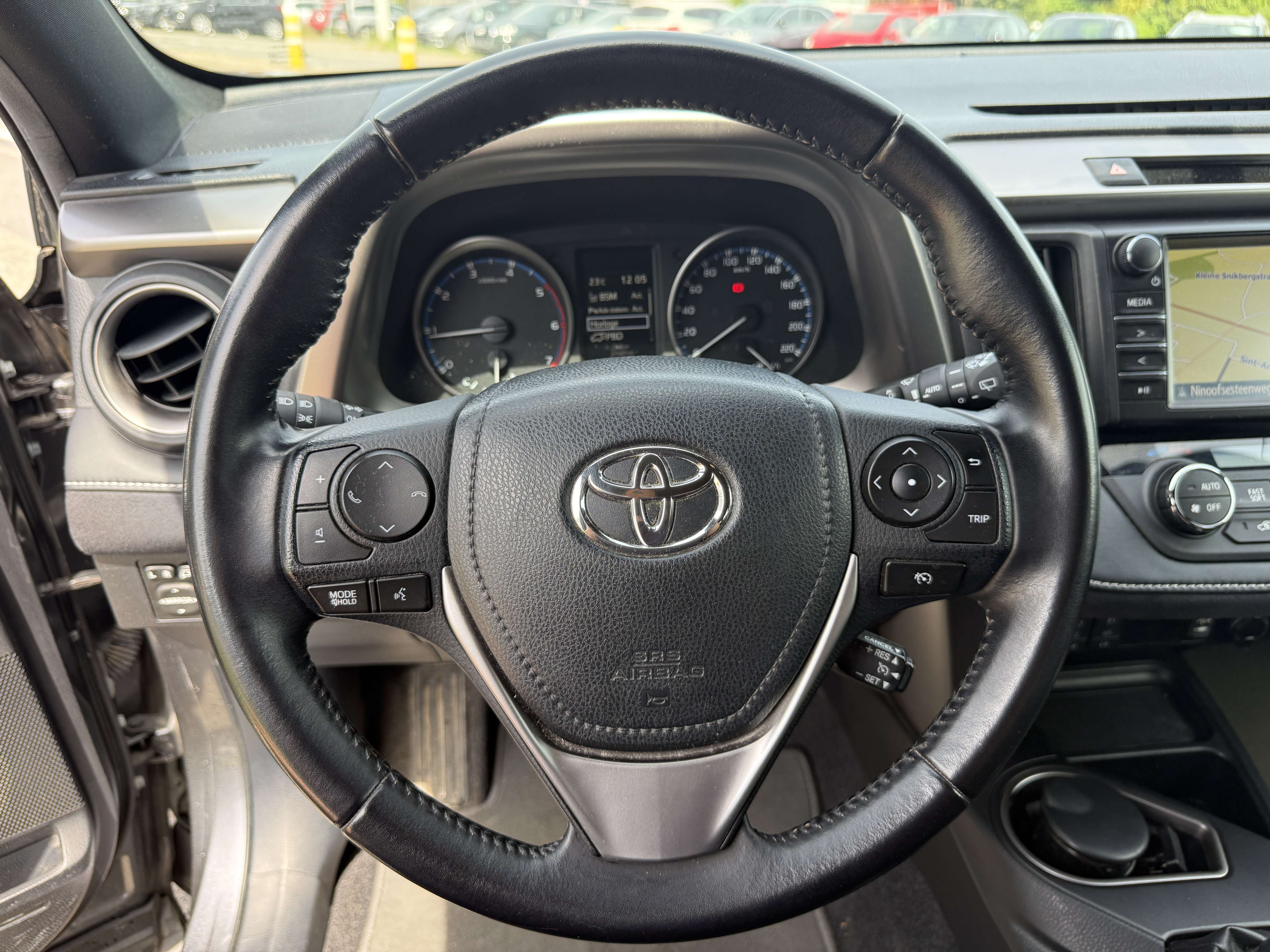 Toyota RAV 4 RAV4 2.0 D-4D 2WD Business