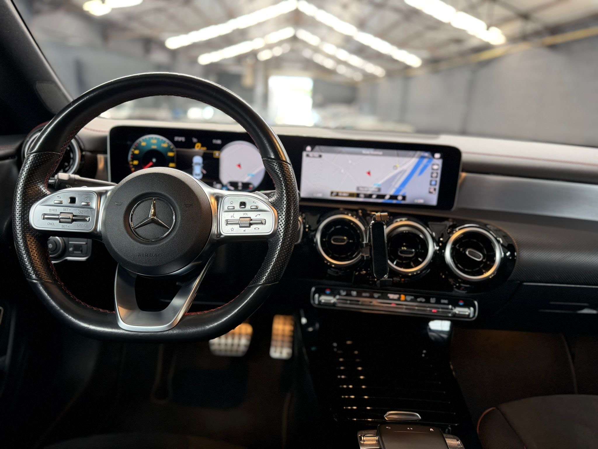 Mercedes-Benz CLA 180 d * PACK AMG * GPS * CAMERA * CRUISE * CARPLAY
