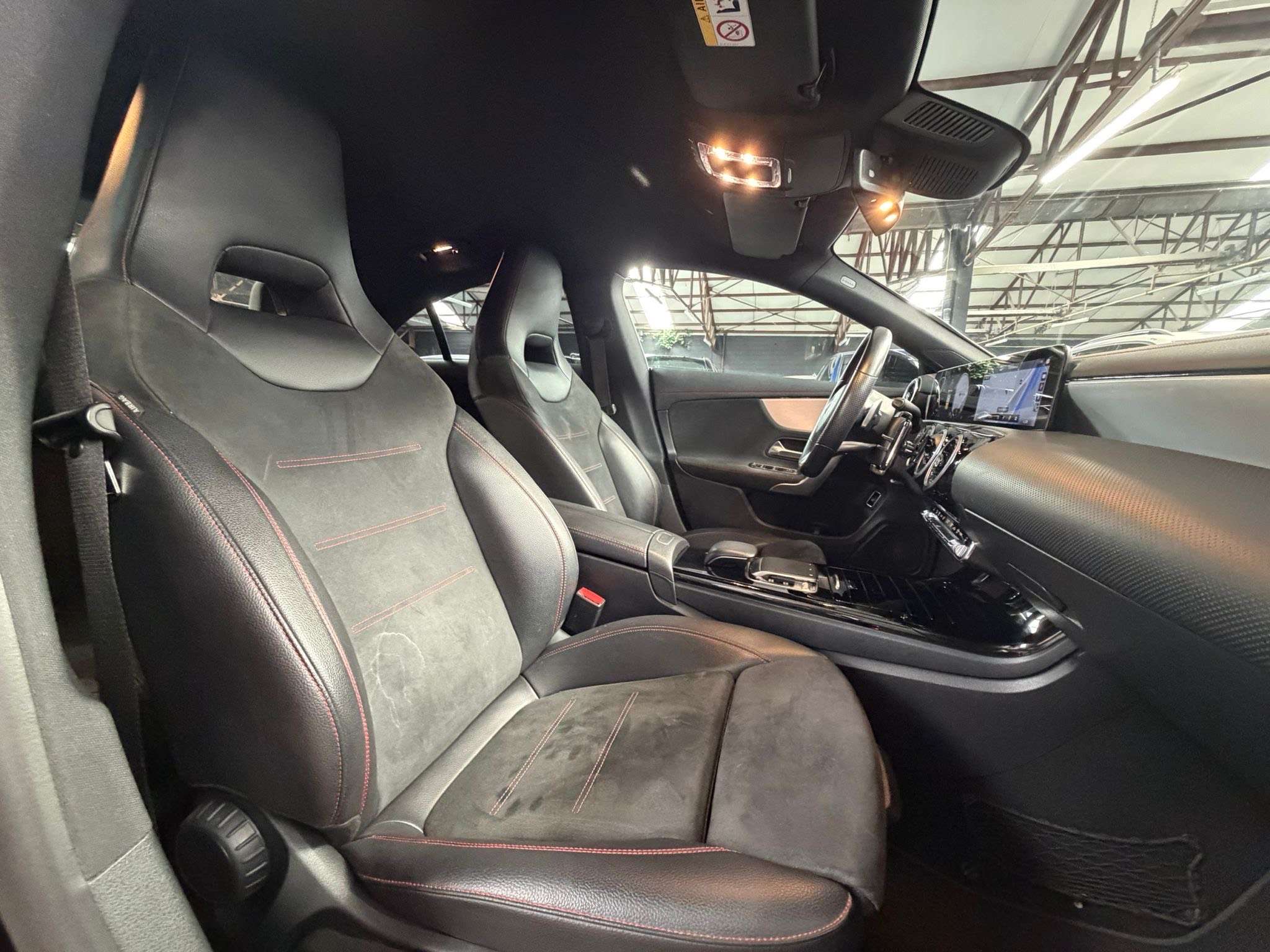 Mercedes-Benz CLA 180 d * PACK AMG * GPS * CAMERA * CRUISE * CARPLAY