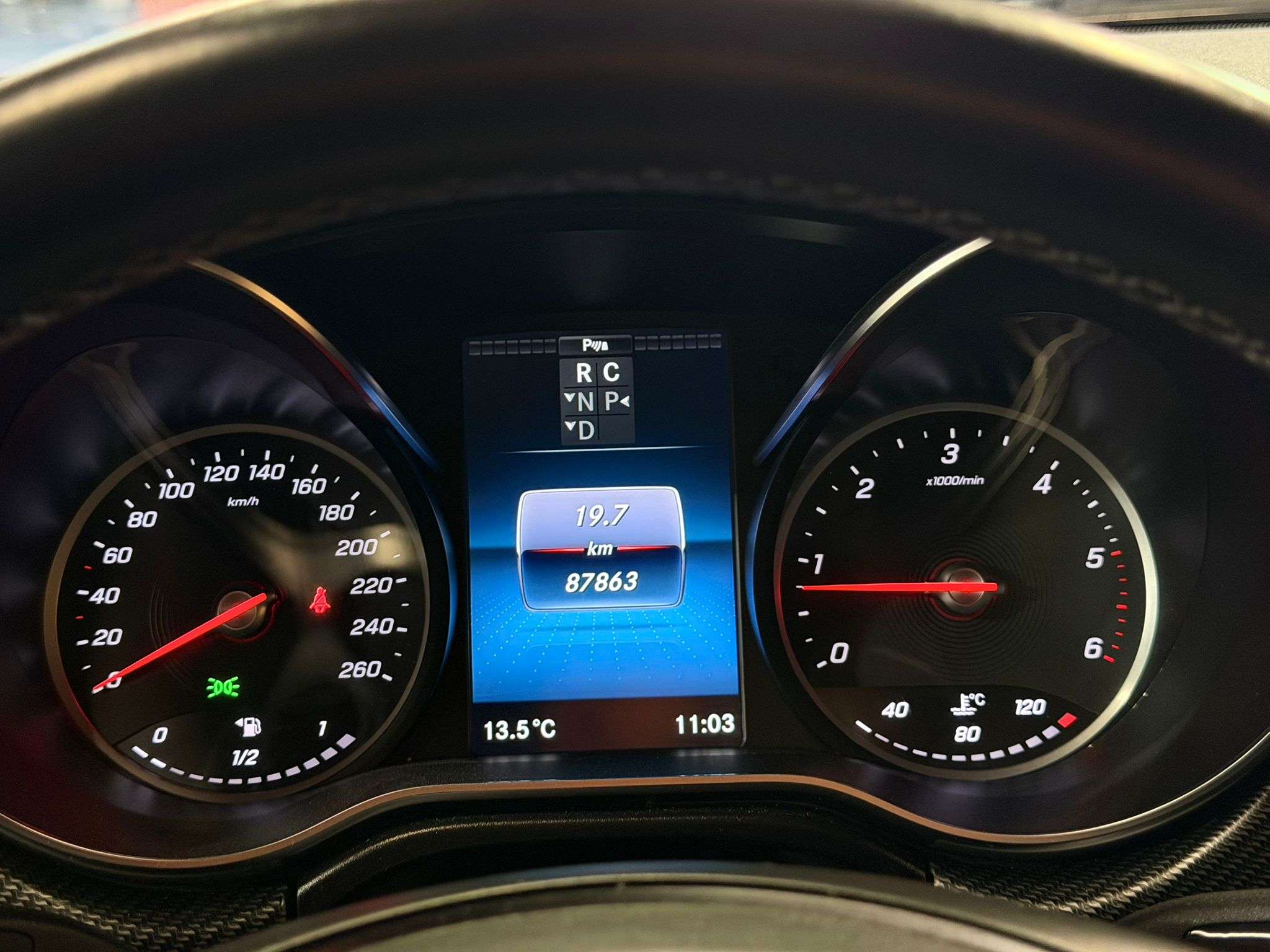 Mercedes-Benz V 300 d 4-Matic * VIP * PACK AMG - FULL OPTIONS *