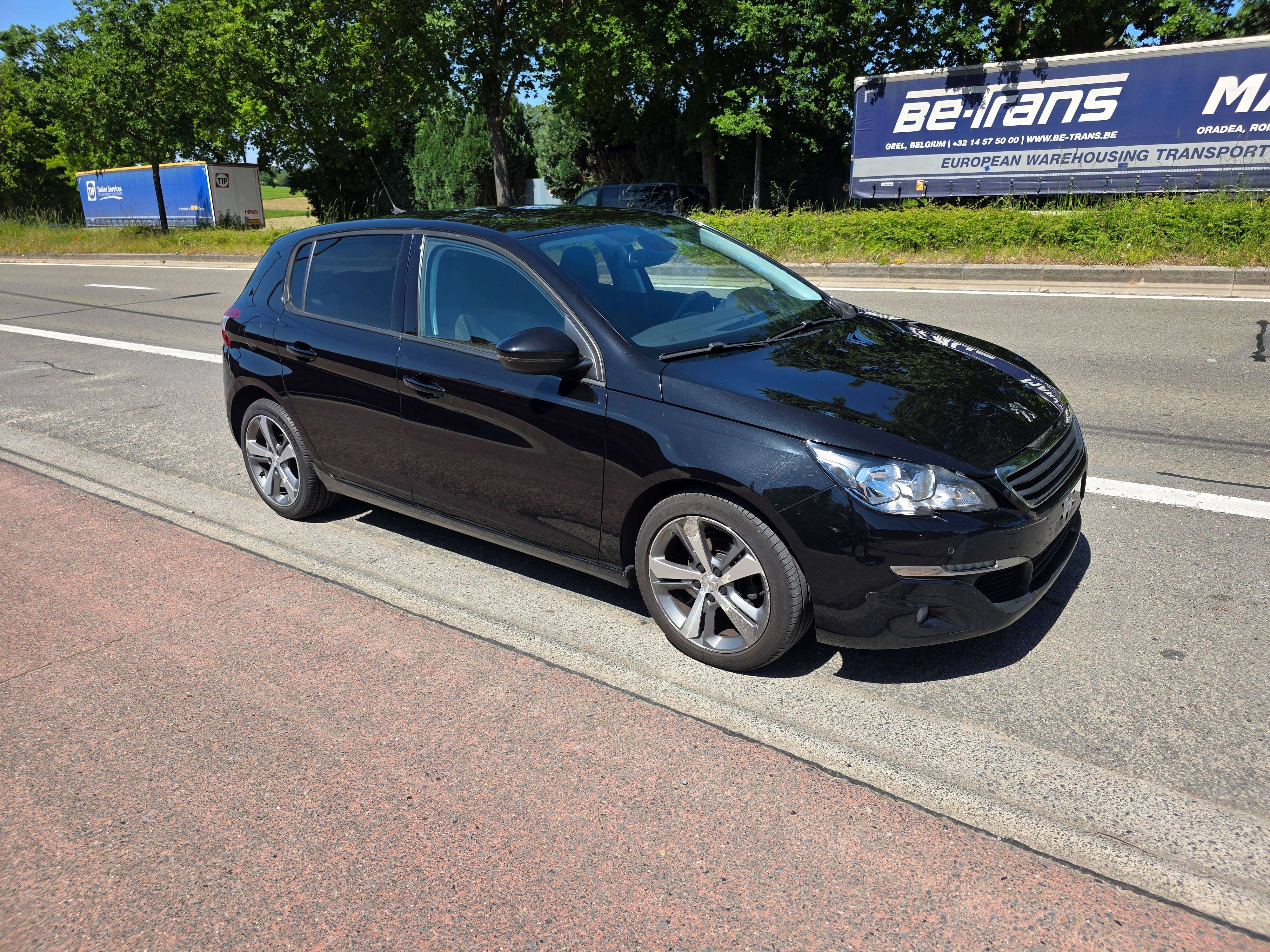 Peugeot 308 1.2 PureTech Style STT 1°EIG. IN ZEER GOEDE STAAT !!