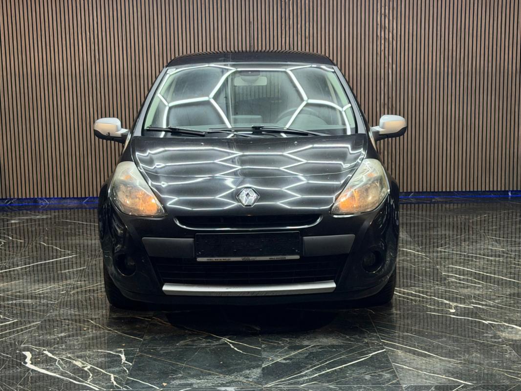 Renault Clio III dCi 75 eco2 TomTom Live