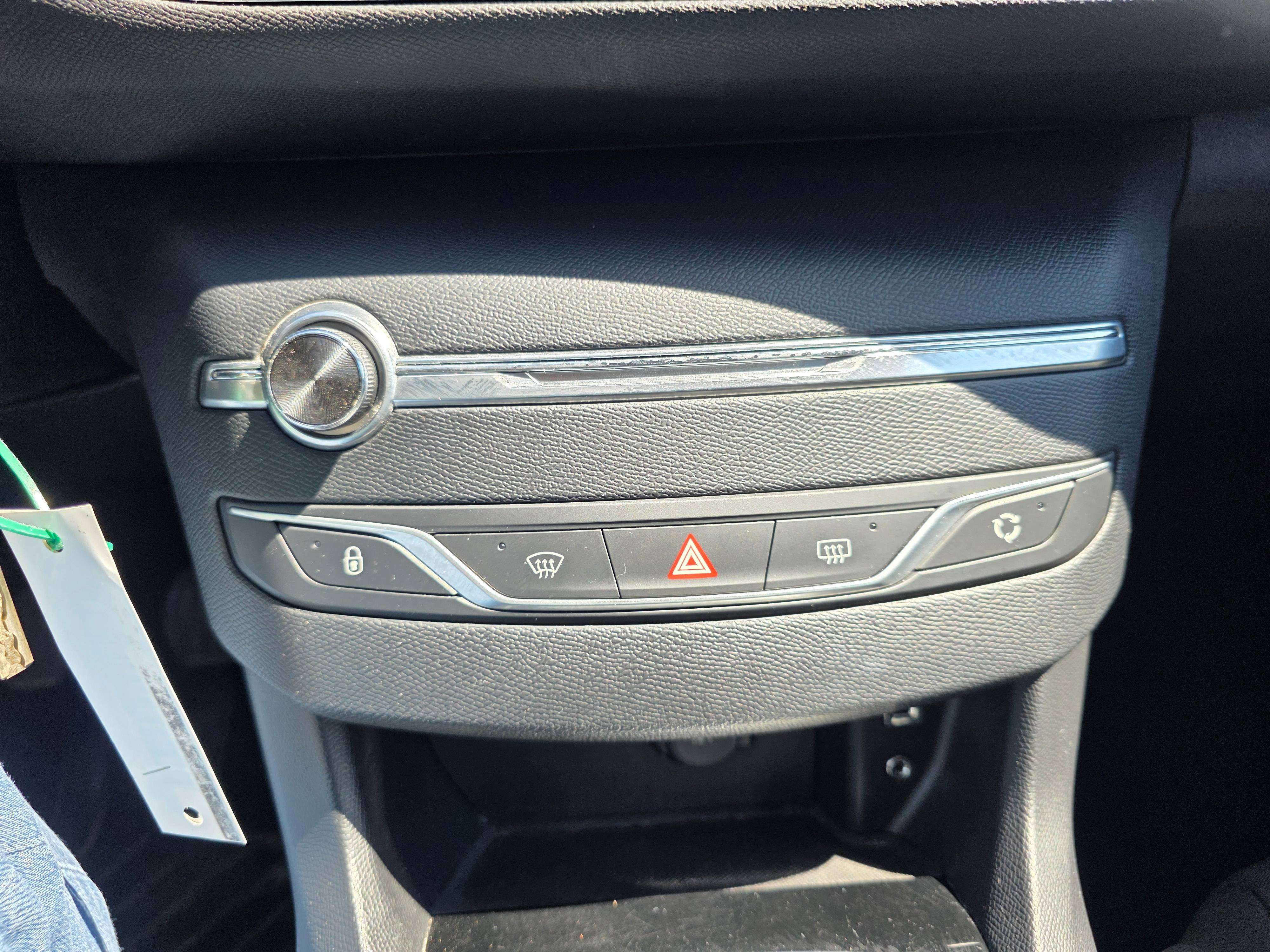 Peugeot 308 1.2 PureTech Style STT 1°EIG. IN ZEER GOEDE STAAT !!