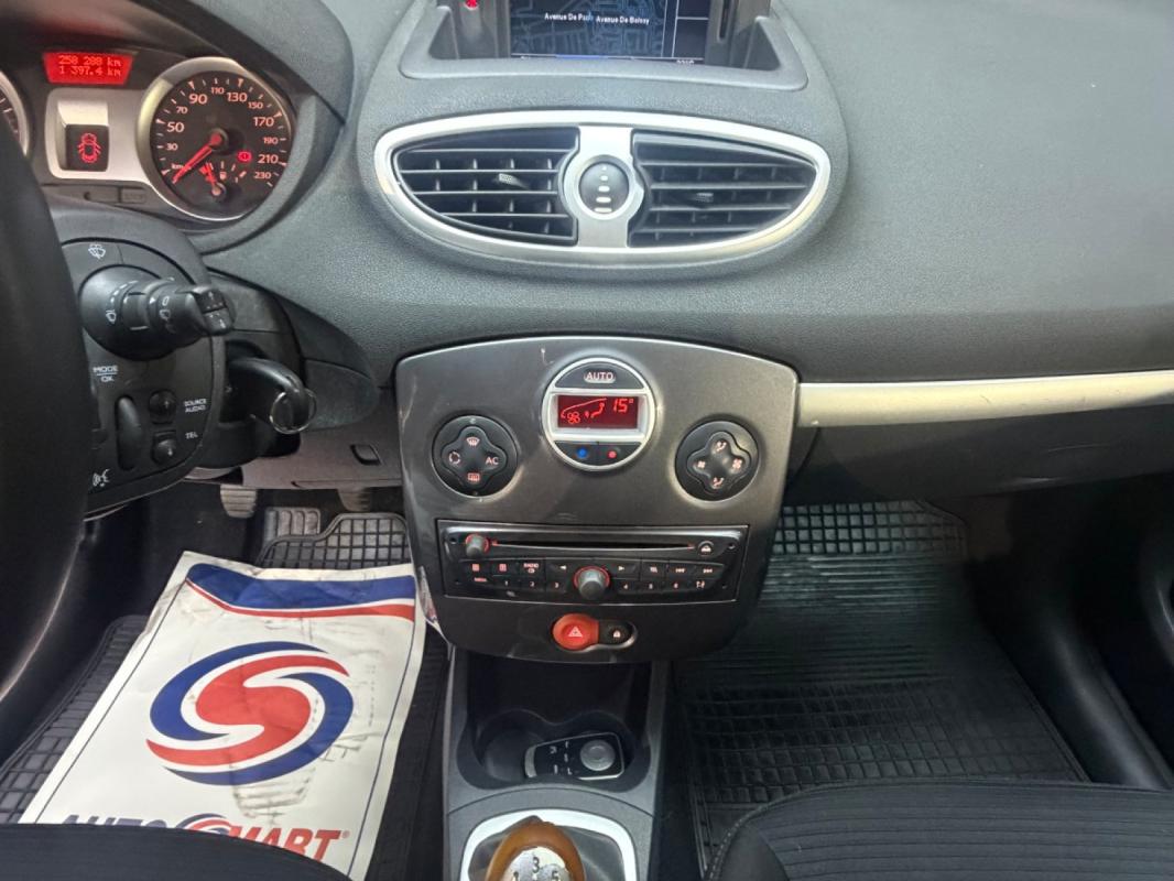 Renault Clio III dCi 75 eco2 TomTom Live