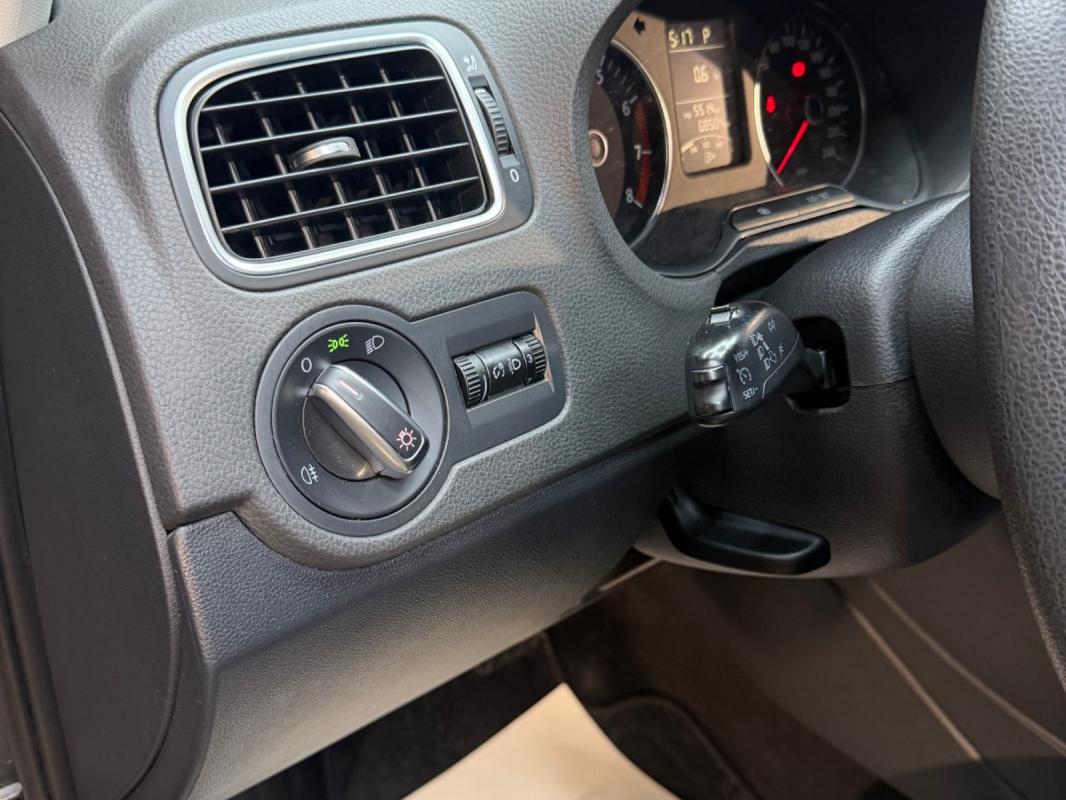Volkswagen Polo 1.4 85 Confortline DSG7