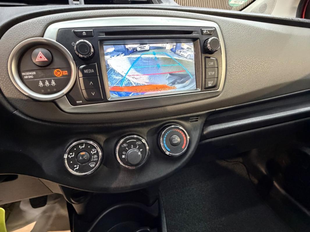 Toyota Yaris 100 VVT-i Style