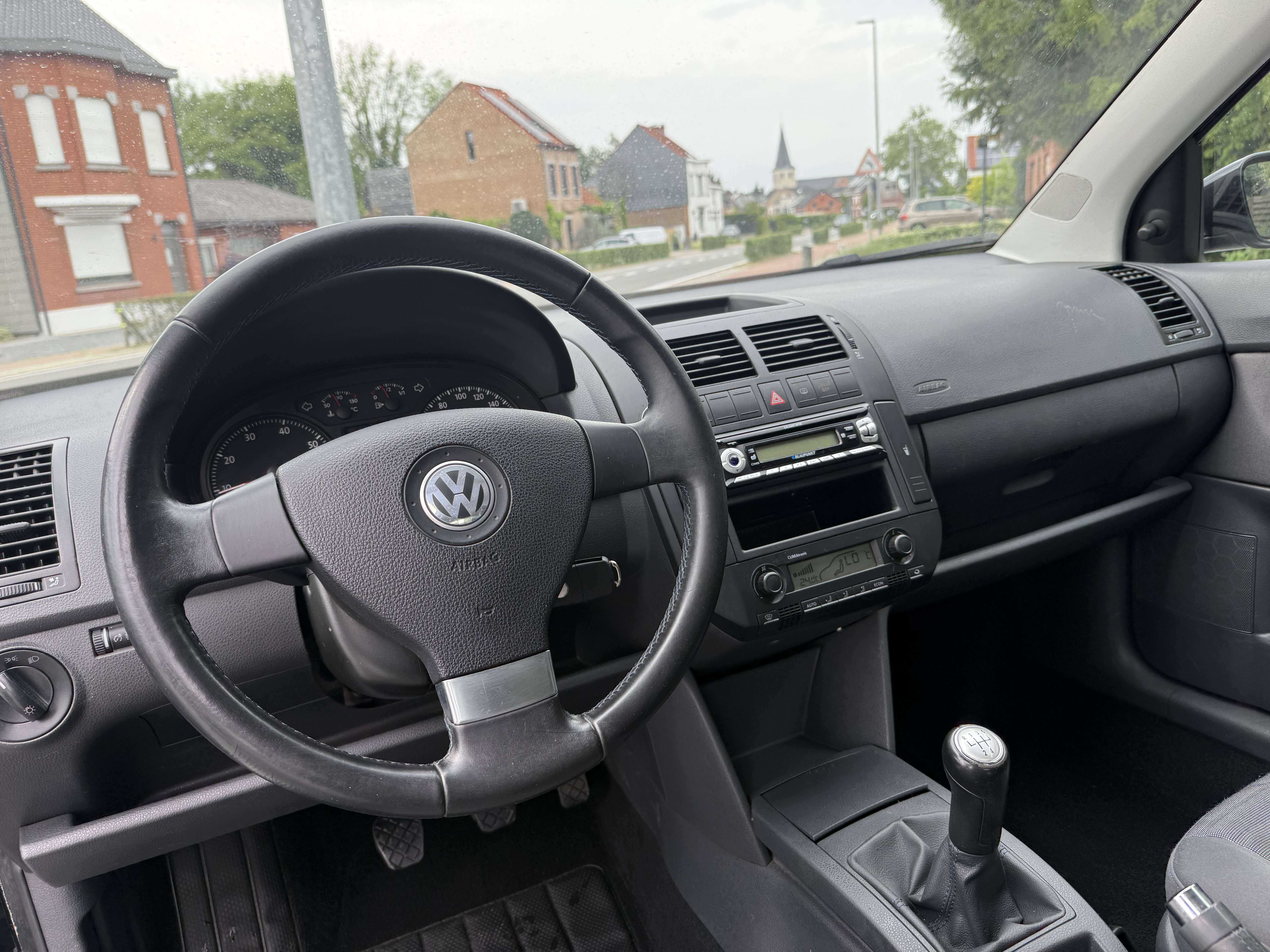 Volkswagen Polo 1.2i Comfortline * CLIMTRONIC * MET KEURING VOOR VERKOOP