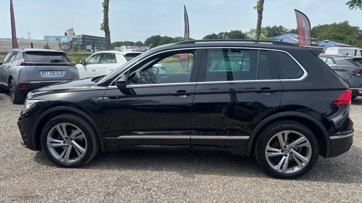 Volkswagen Tiguan 2.0 TDI 150 BLACK R-LINE DSG7 24166 Hors Taxes ( EXPORT ) an: 2023 1ère main
