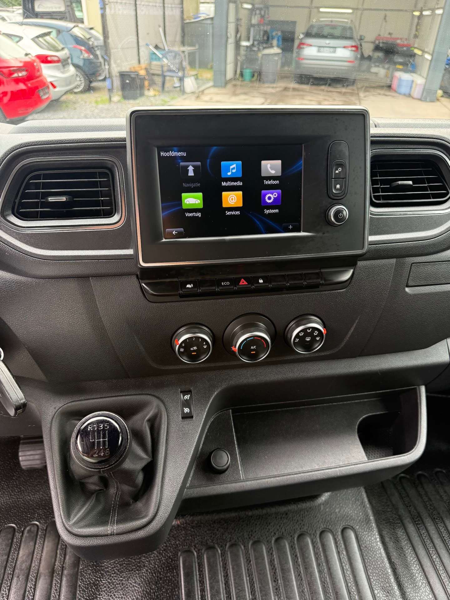 Renault Master Master 2.3 dCi 33 L2H2 Blue Confort, Airco, Navigatie, Trekhaak + Keuring
