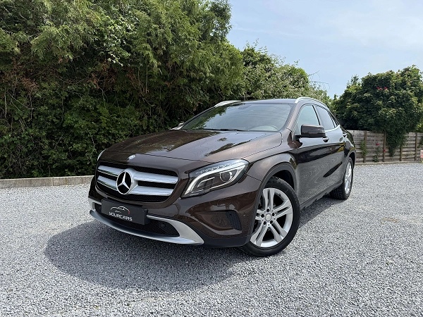 Mercedes-Benz GLA 200 d 4-Matic * XENON * LEDER * GPS * EURO 6
