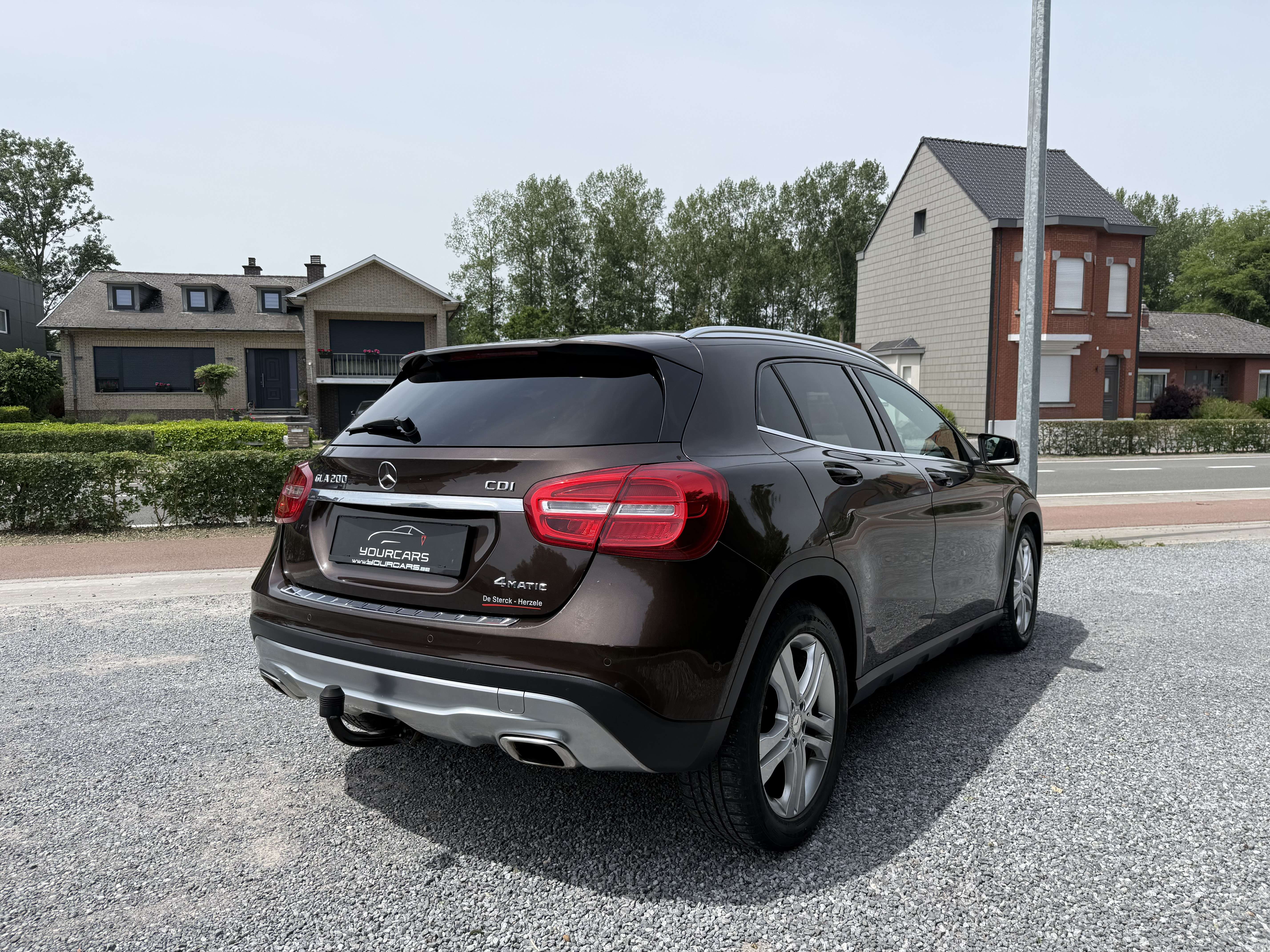 Mercedes-Benz GLA 200 d 4-Matic * XENON * LEDER * GPS * EURO 6