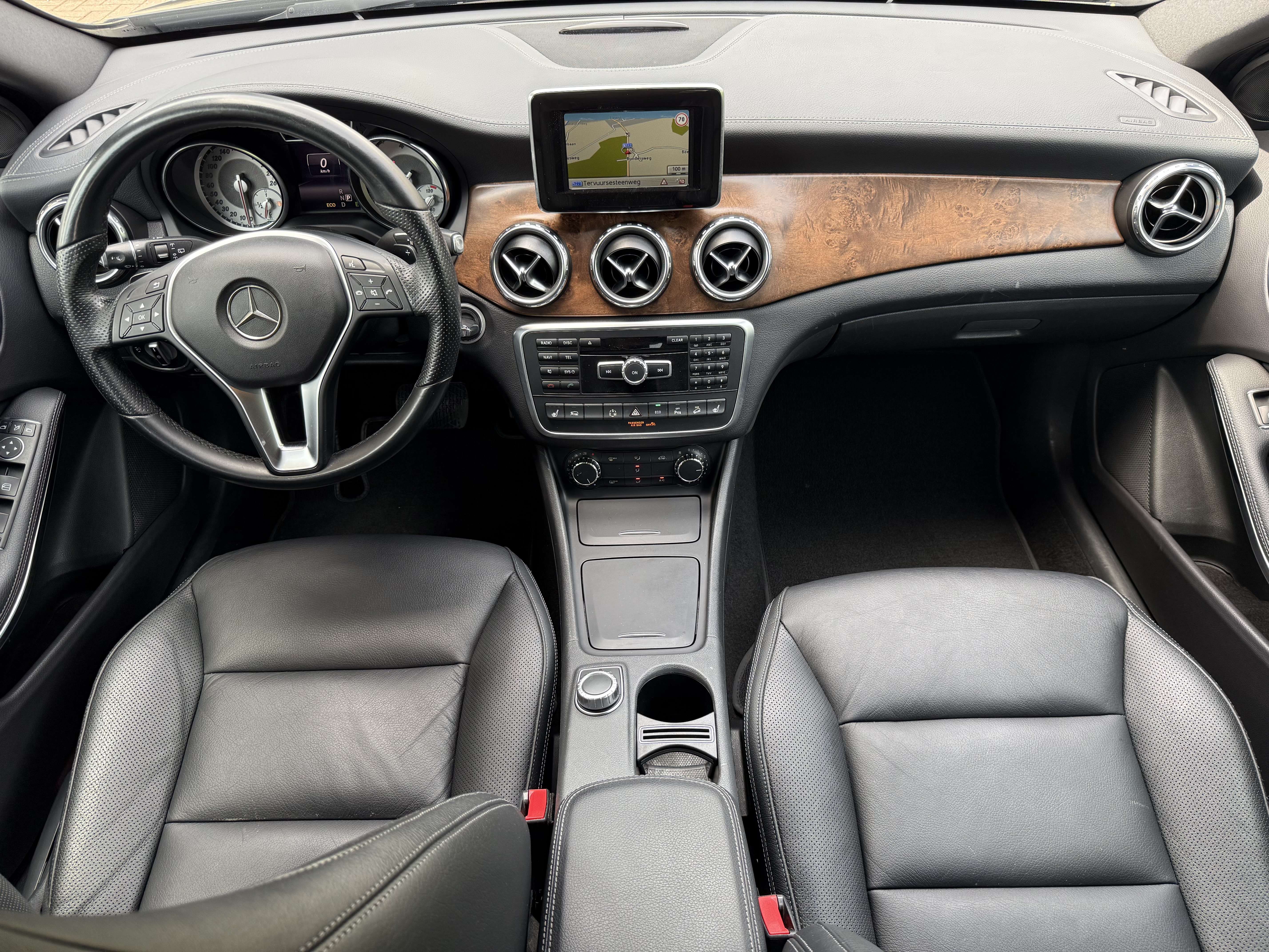 Mercedes-Benz GLA 200 d 4-Matic * XENON * LEDER * GPS * EURO 6