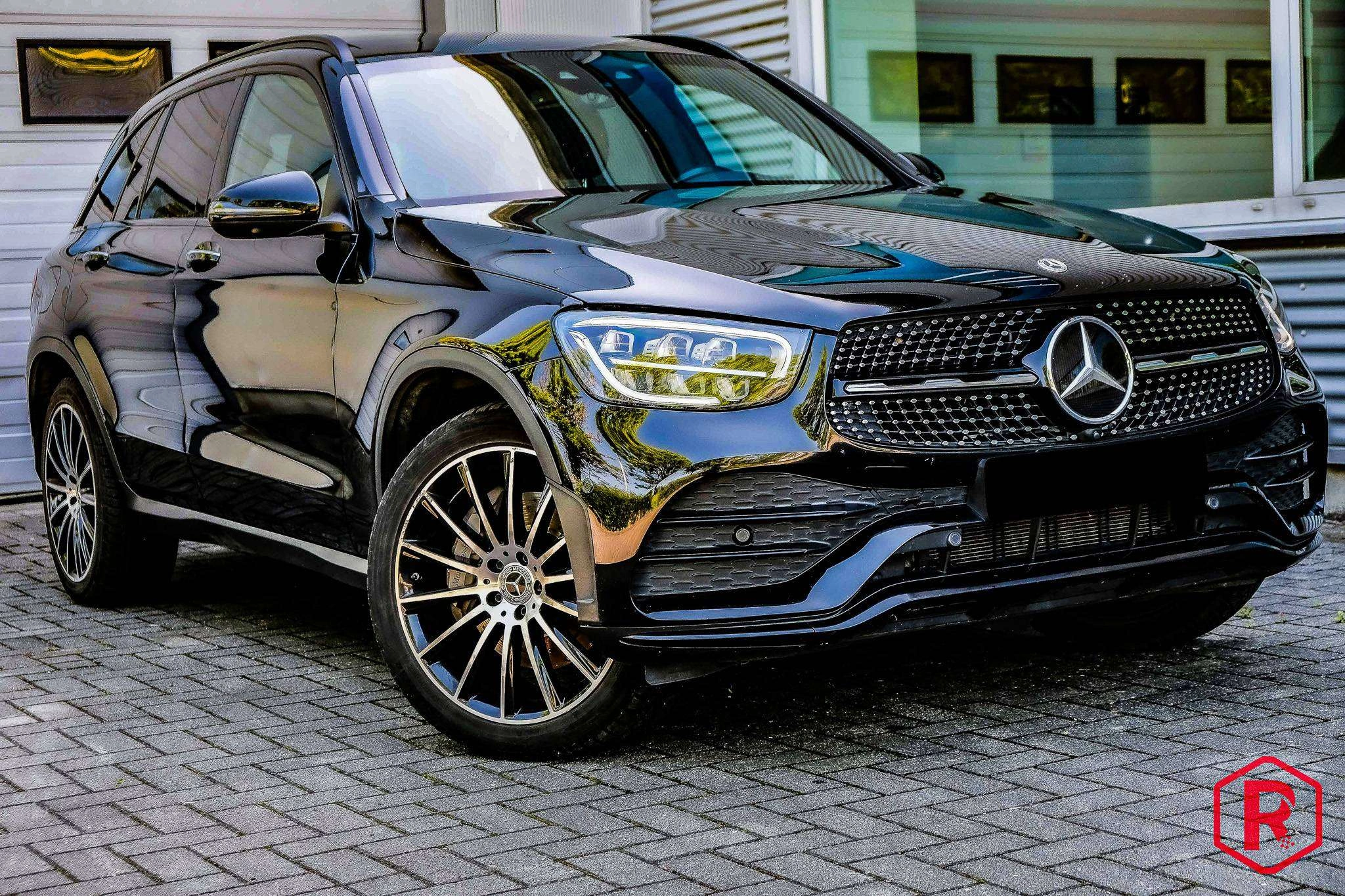 Mercedes-Benz GLC 300 de 4-Matic AMG Pano ACC PHEV Garantie