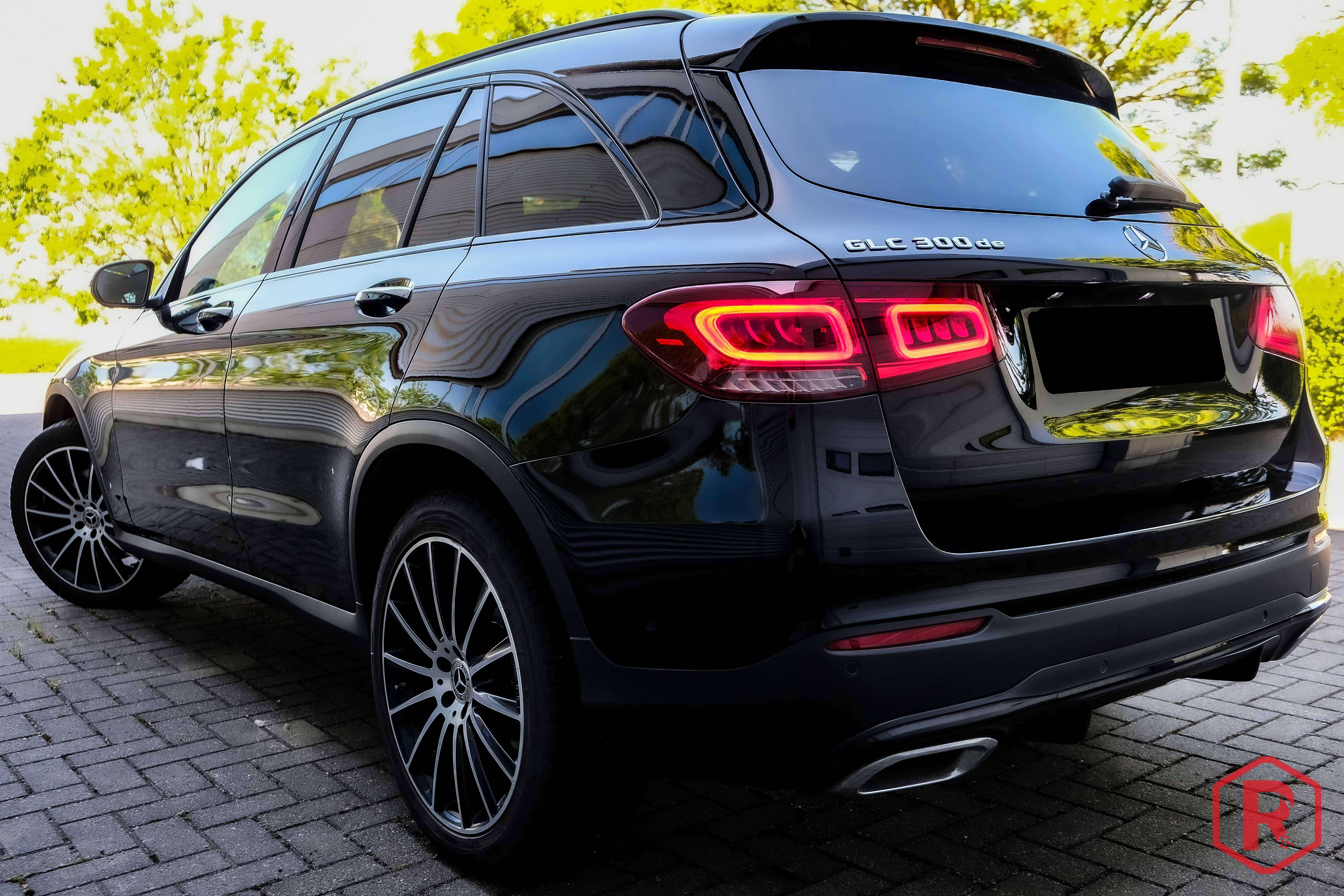Mercedes-Benz GLC 300 de 4-Matic AMG Pano ACC PHEV Garantie