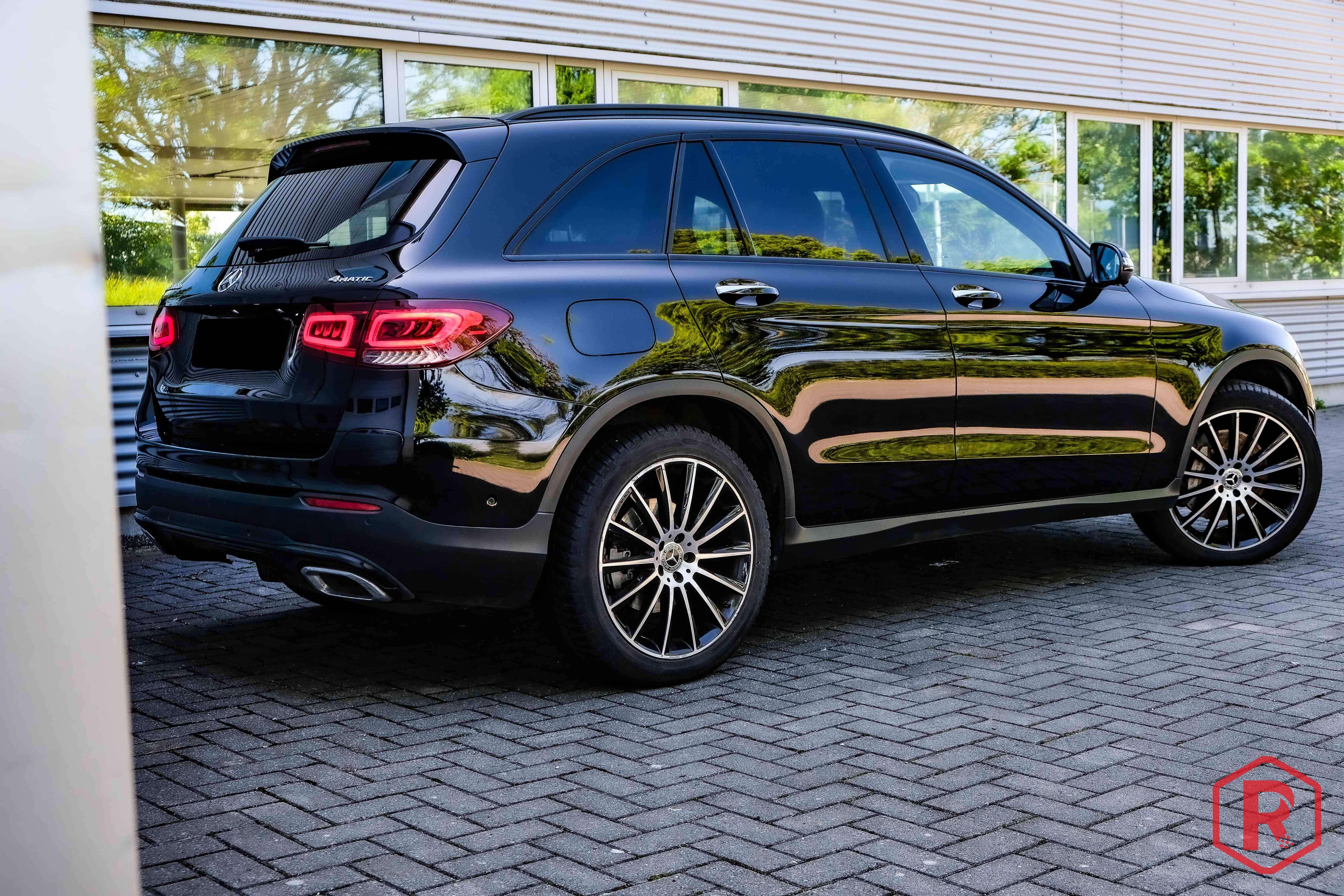 Mercedes-Benz GLC 300 de 4-Matic AMG Pano ACC PHEV Garantie