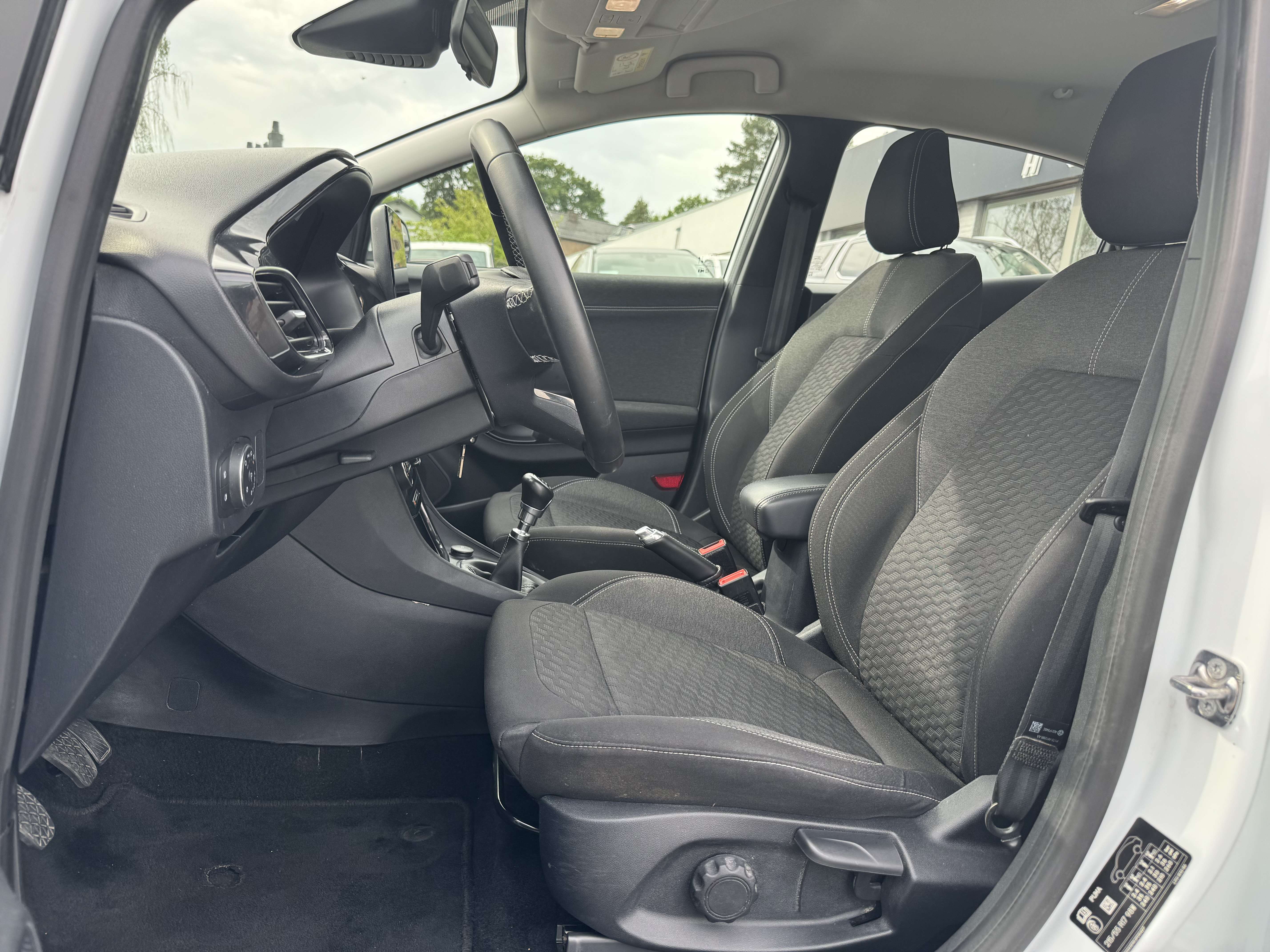 Ford Puma 1.0 EcoBoost Titanium / NAV / CARPLAY / AIRCO