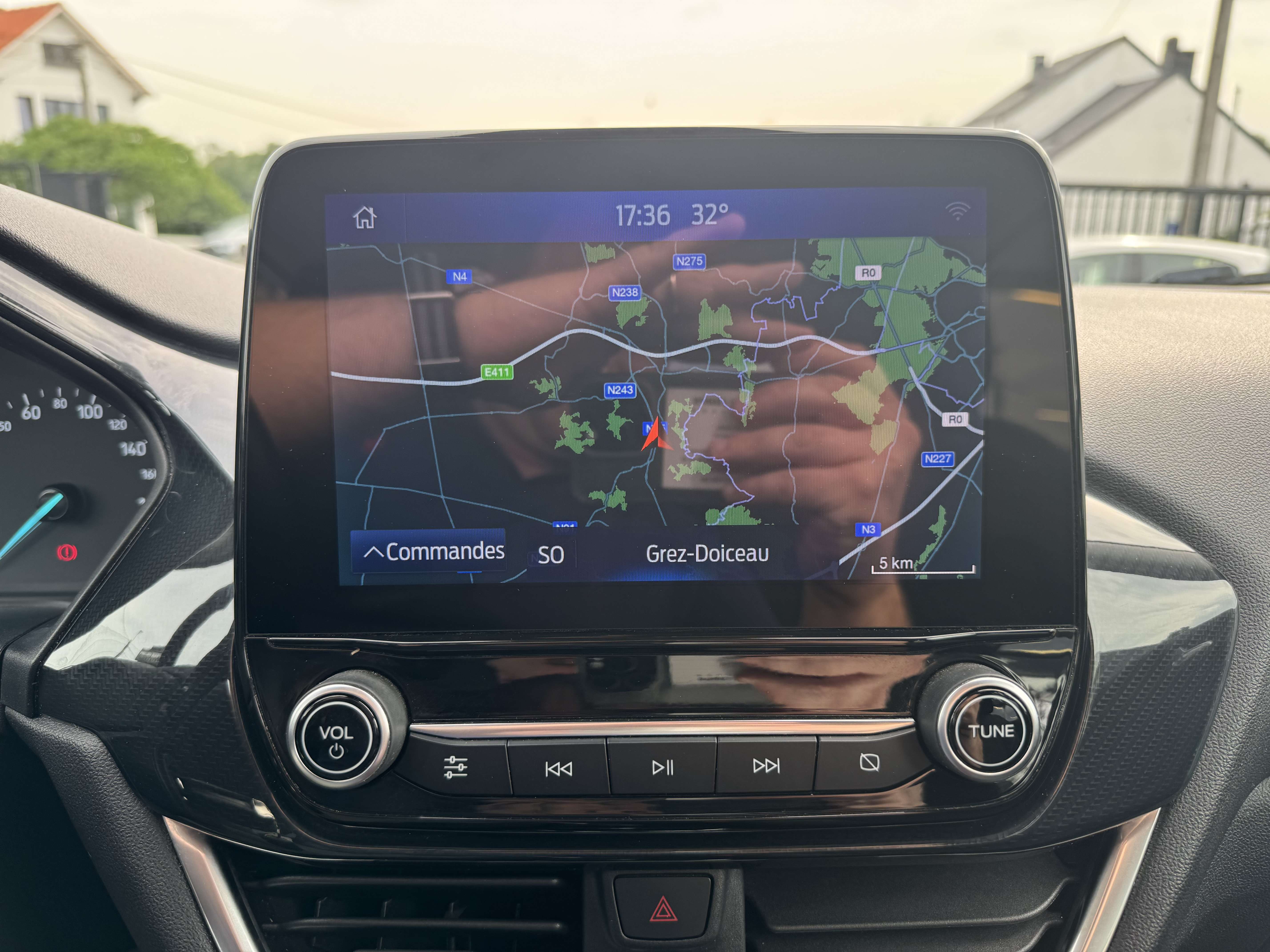Ford Puma 1.0 EcoBoost Titanium / NAV / CARPLAY / AIRCO