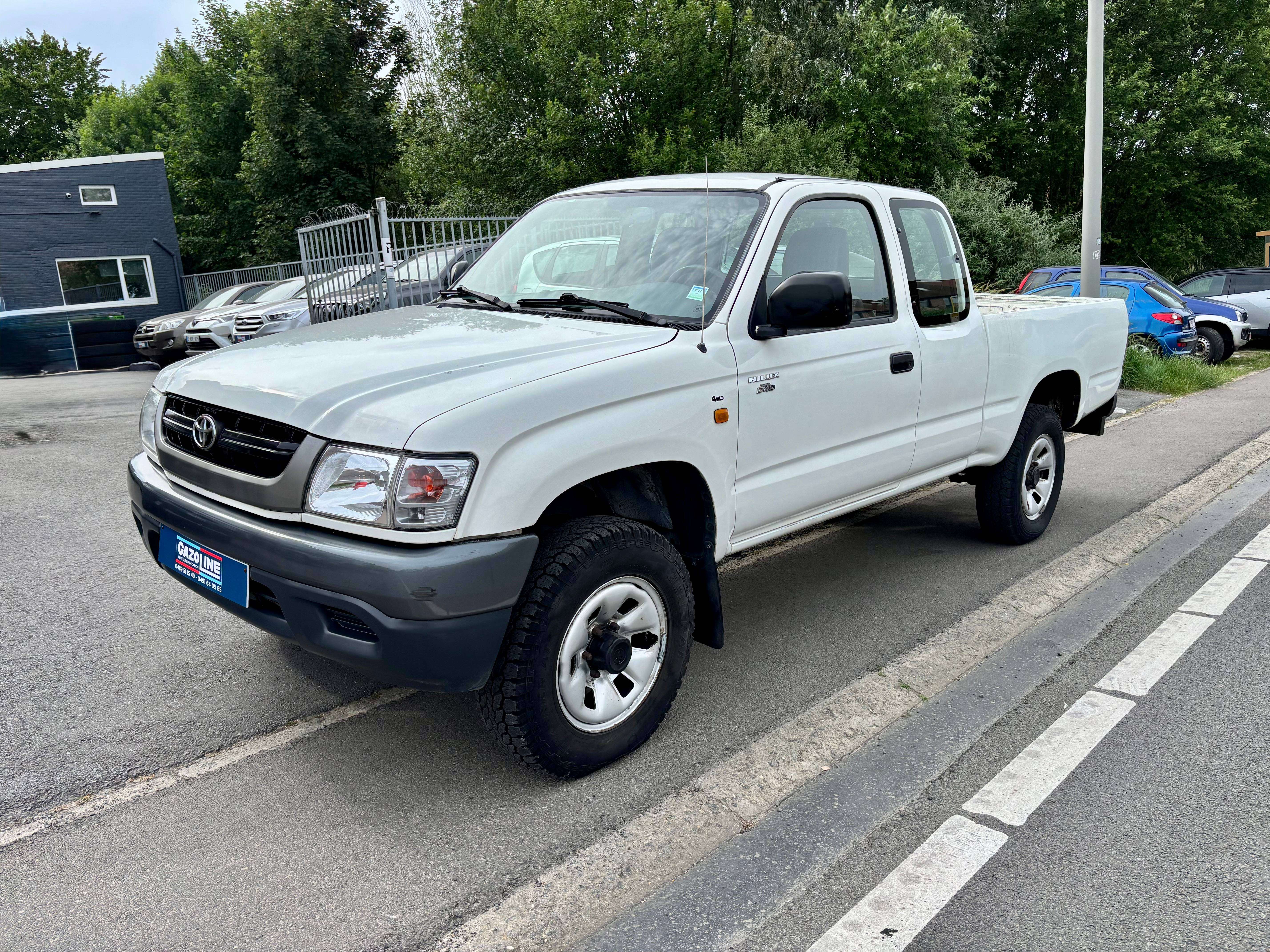 Toyota Hilux Extra Cab 2.5 D4D 102 cv 4WD 2+2  Belgium car