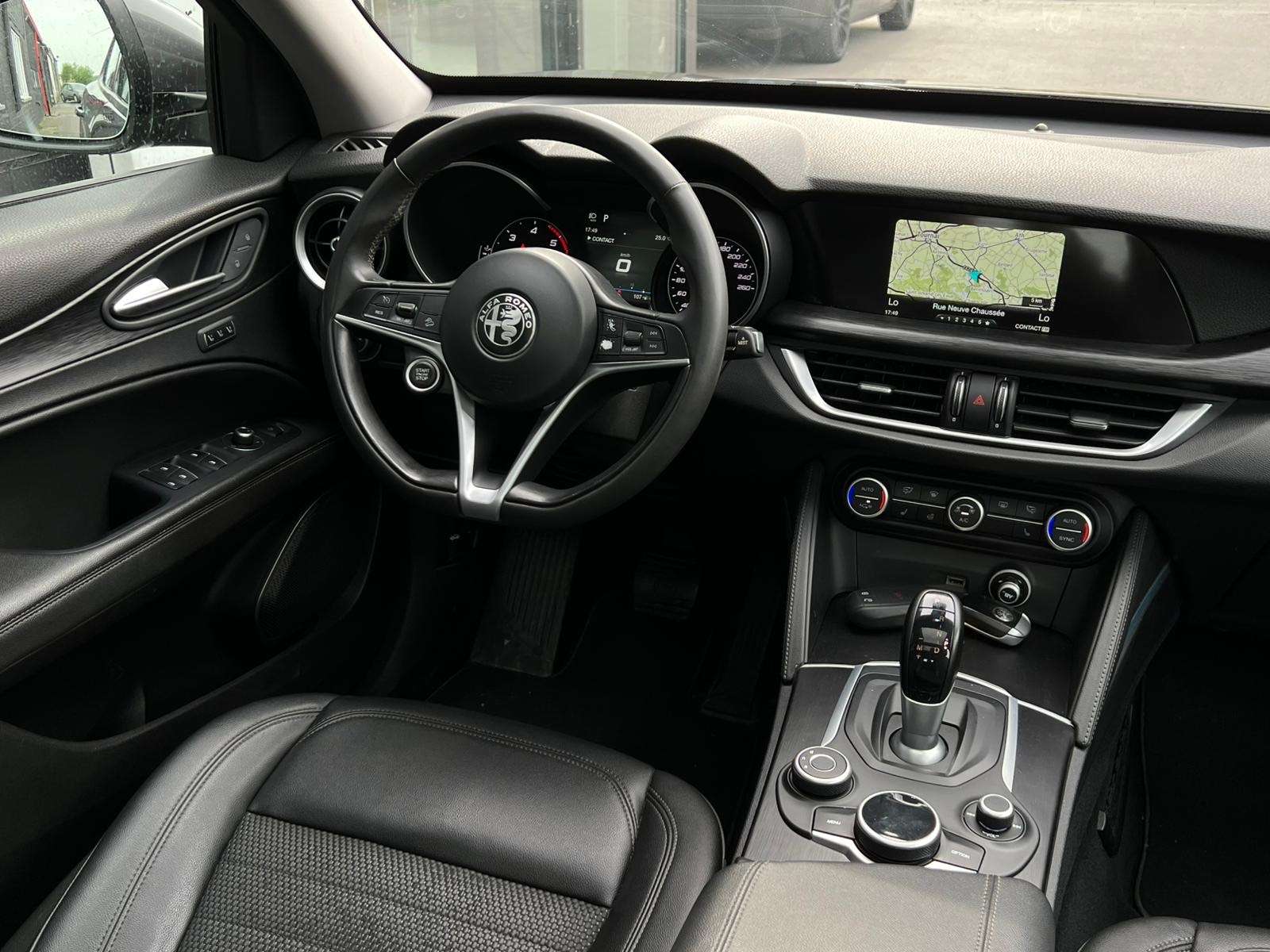 Alfa Romeo Stelvio Stelvio 2.2 JTD Super GARANTI CUIR LED NAVI PANO