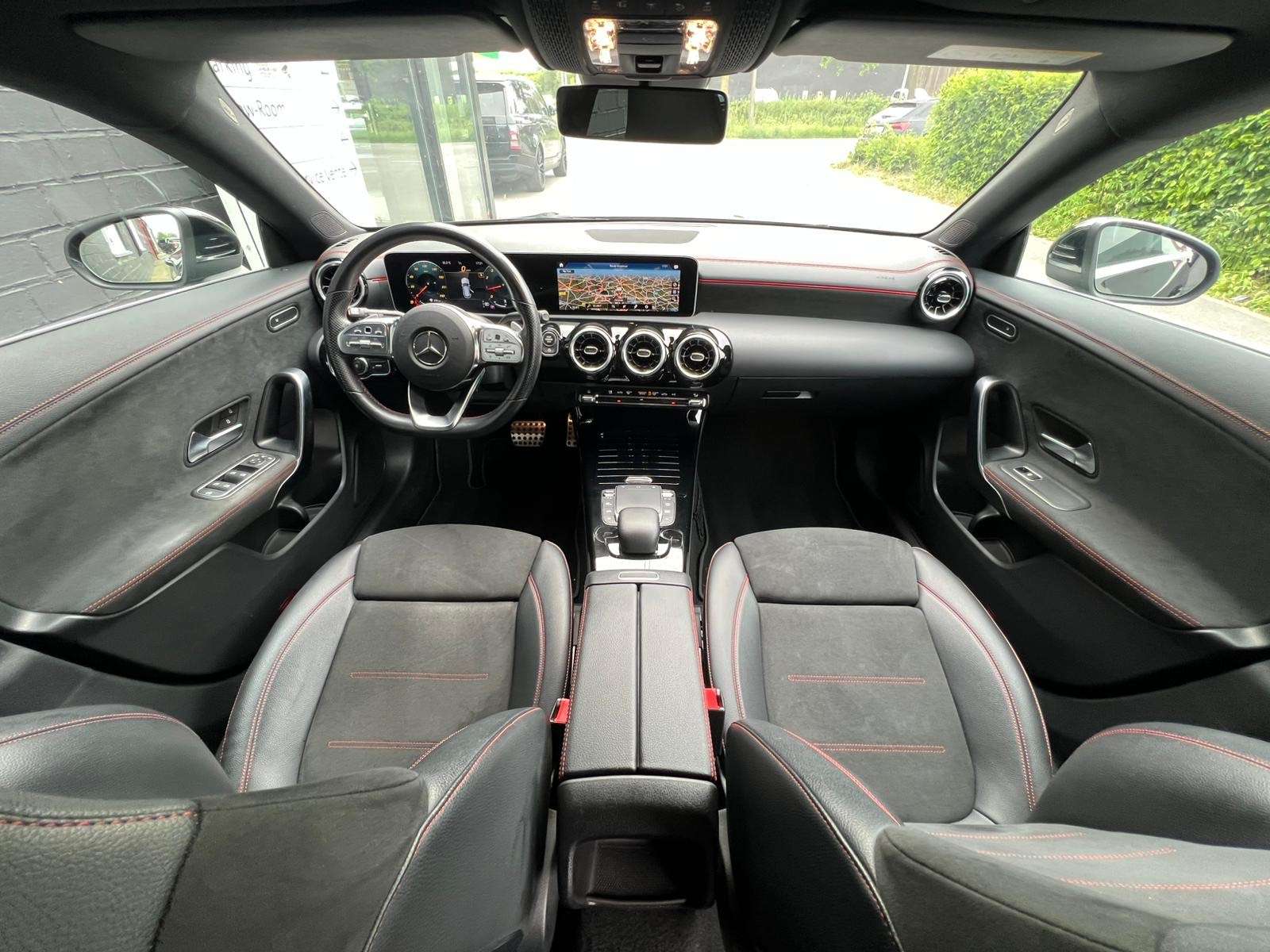 Mercedes-Benz CLA 180 CLA 180 PACK AMG GARANTI ECRAN/CLIM/CARPLAY/