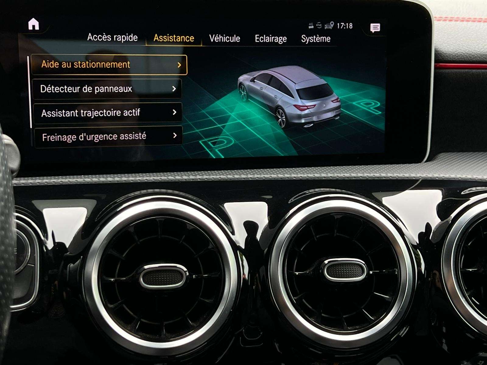 Mercedes-Benz CLA 180 CLA 180 PACK AMG GARANTI ECRAN/CLIM/CARPLAY/