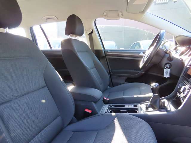 Volkswagen Golf Variant Golf SW 1.6 SCR TDi Comfortline