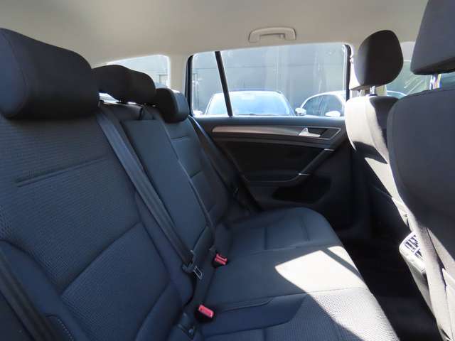 Volkswagen Golf Variant Golf SW 1.6 SCR TDi Comfortline
