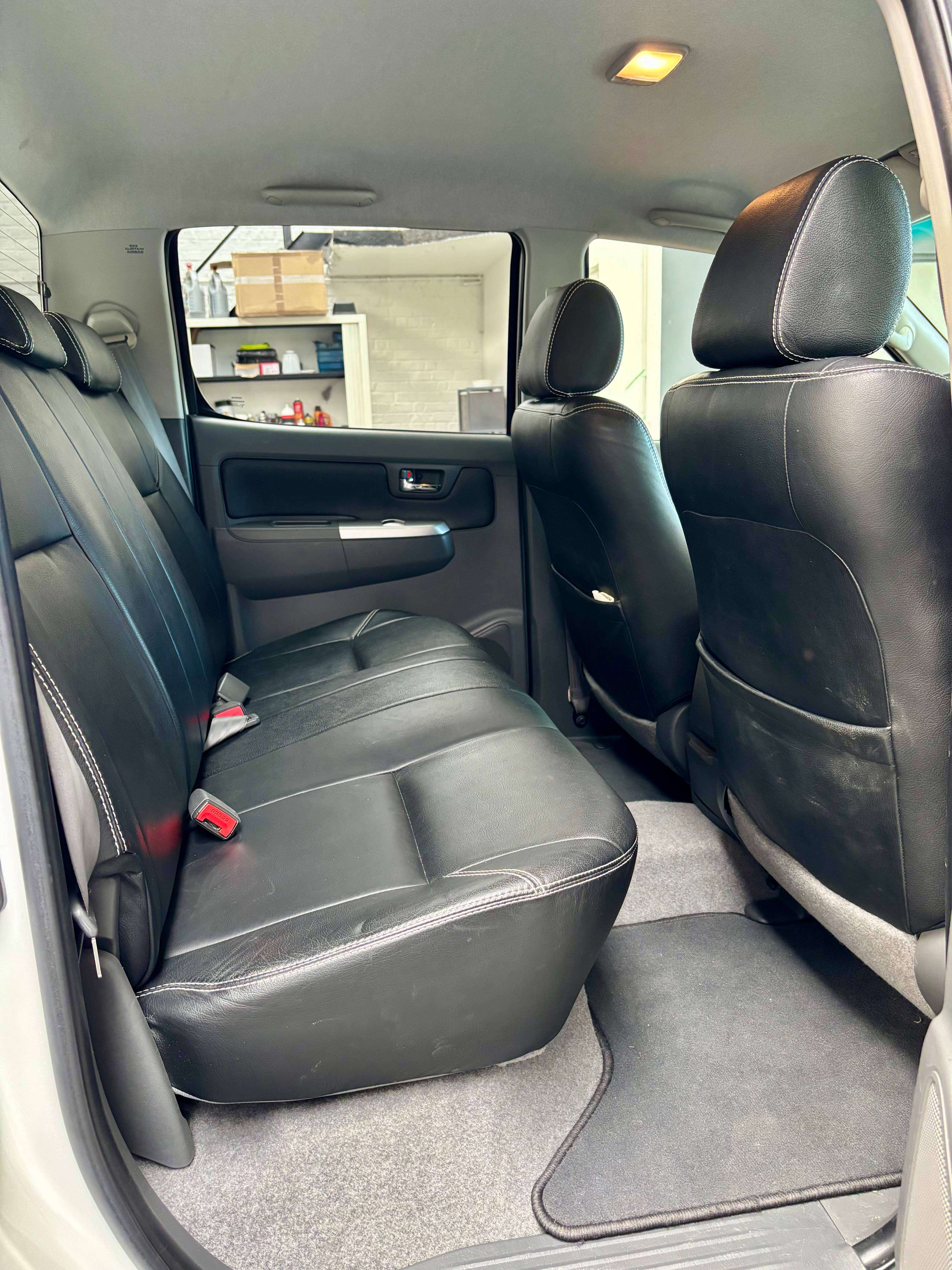 Toyota Hilux 3.0 D BVA Atacama Belge car pass etat neuf