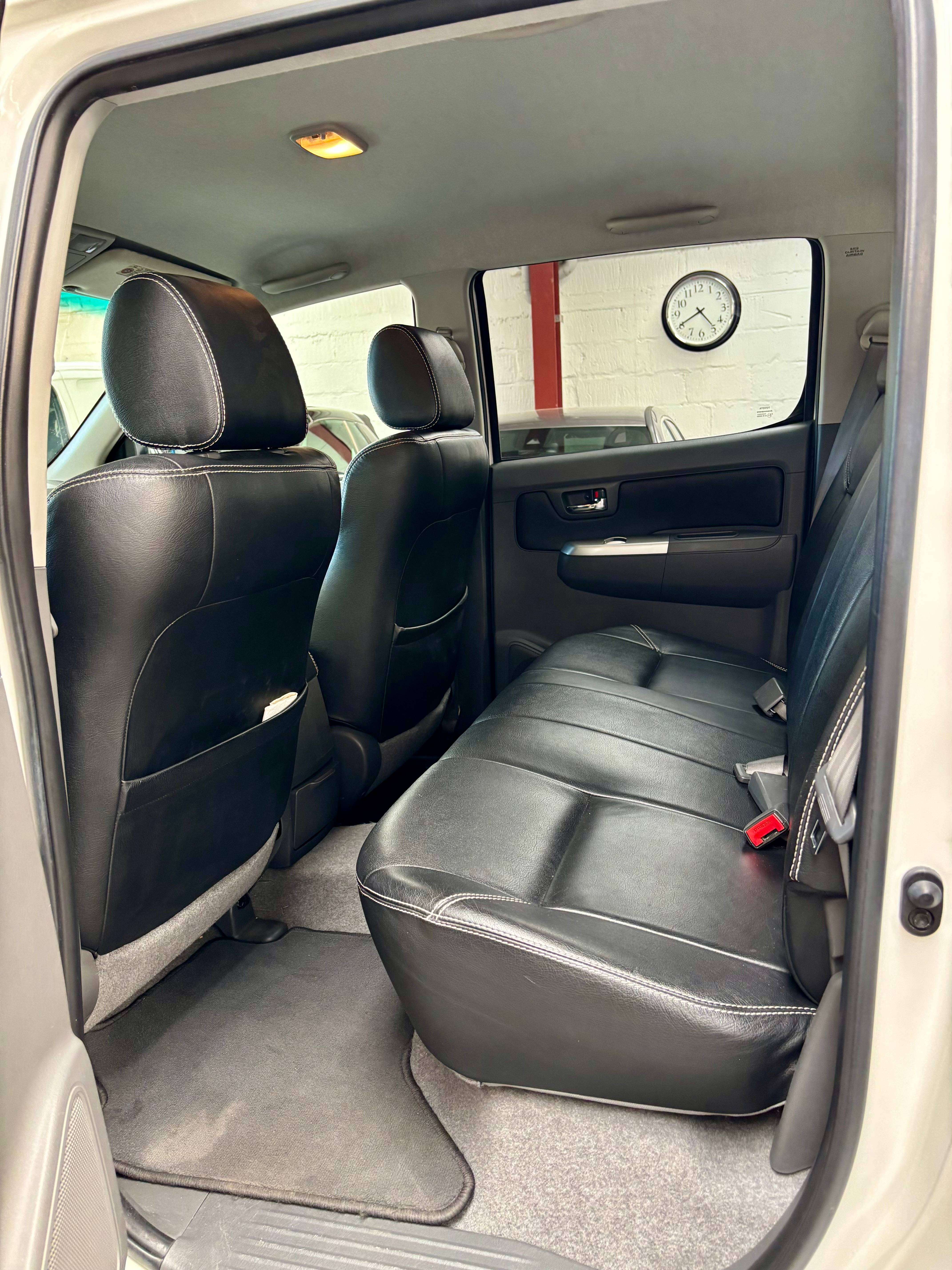 Toyota Hilux 3.0 D BVA Atacama Belge car pass etat neuf