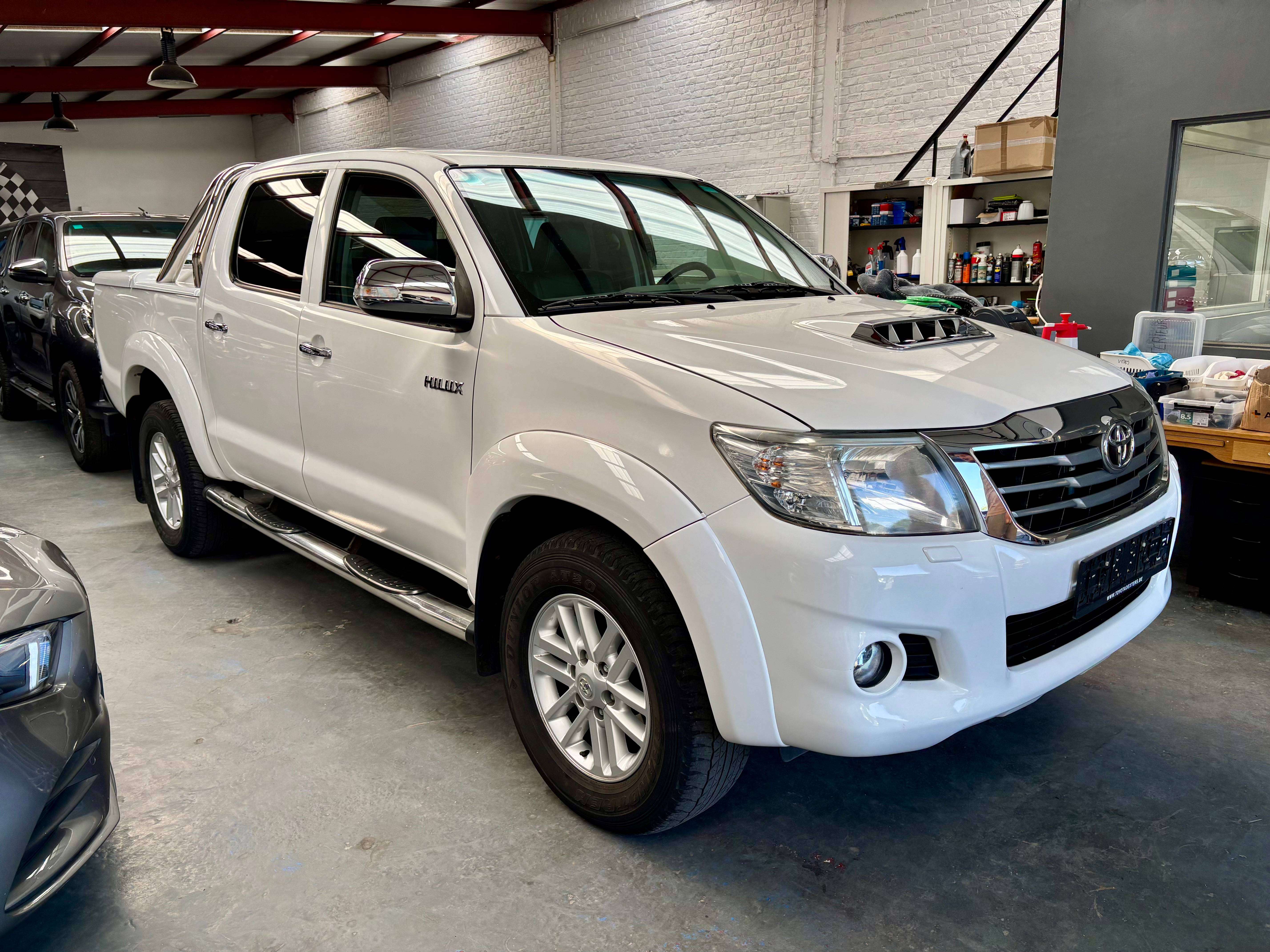 Toyota Hilux 3.0 D BVA Atacama Belge car pass etat neuf