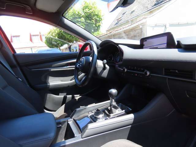 Mazda 3 3 Hatchback 2.0i e-Skyactiv-G Skycruise