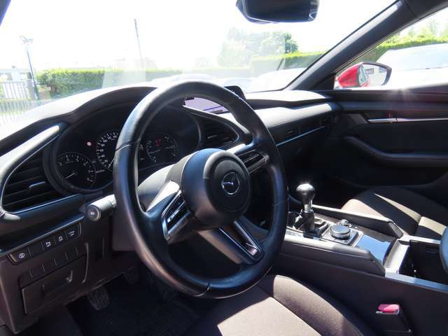 Mazda 3 3 Hatchback 2.0i e-Skyactiv-G Skycruise