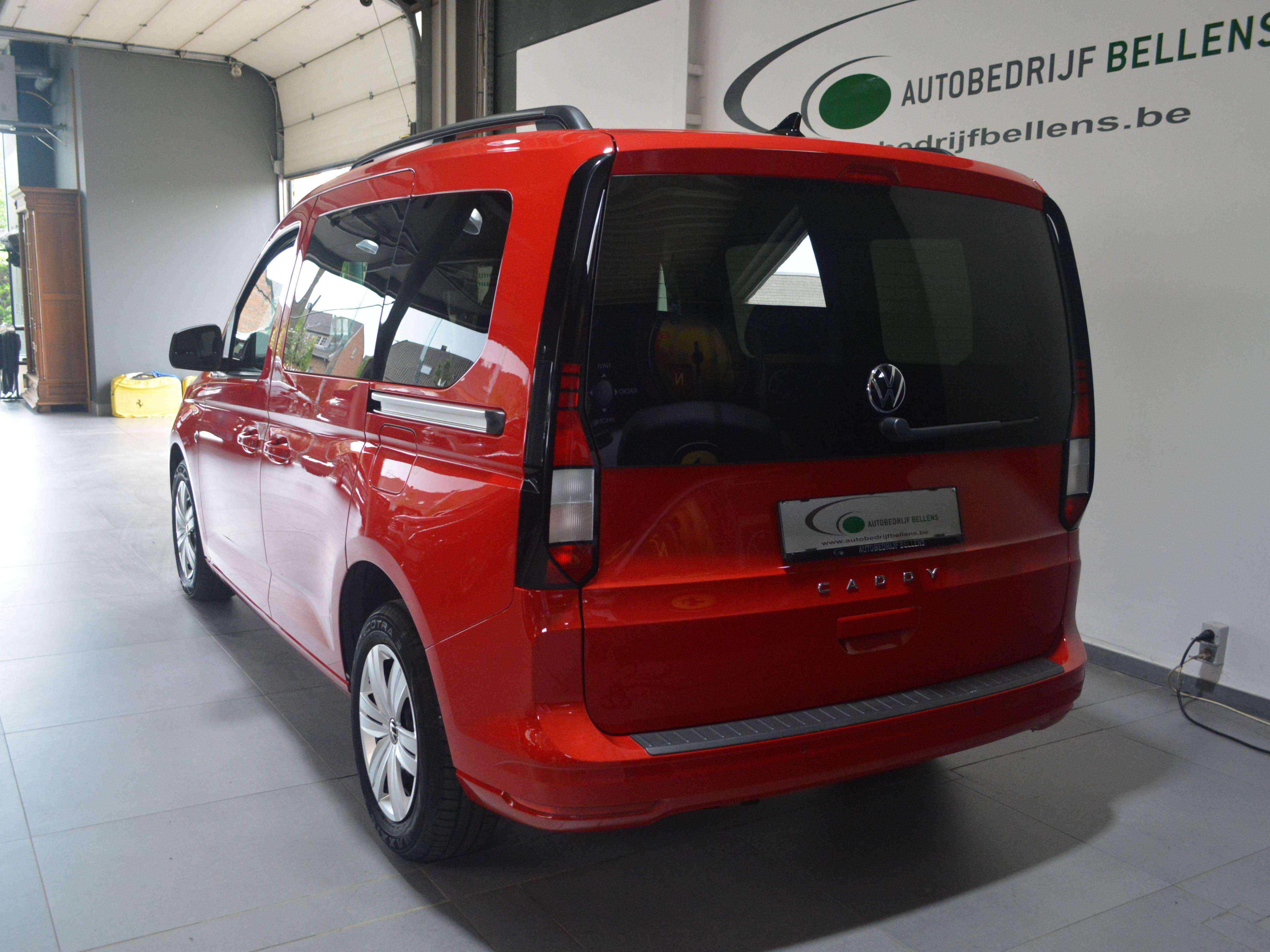 Volkswagen Caddy Caddy 1.5 TSI 5 zitpl. APPLE CAR-PLAY / FRONT ASSIST