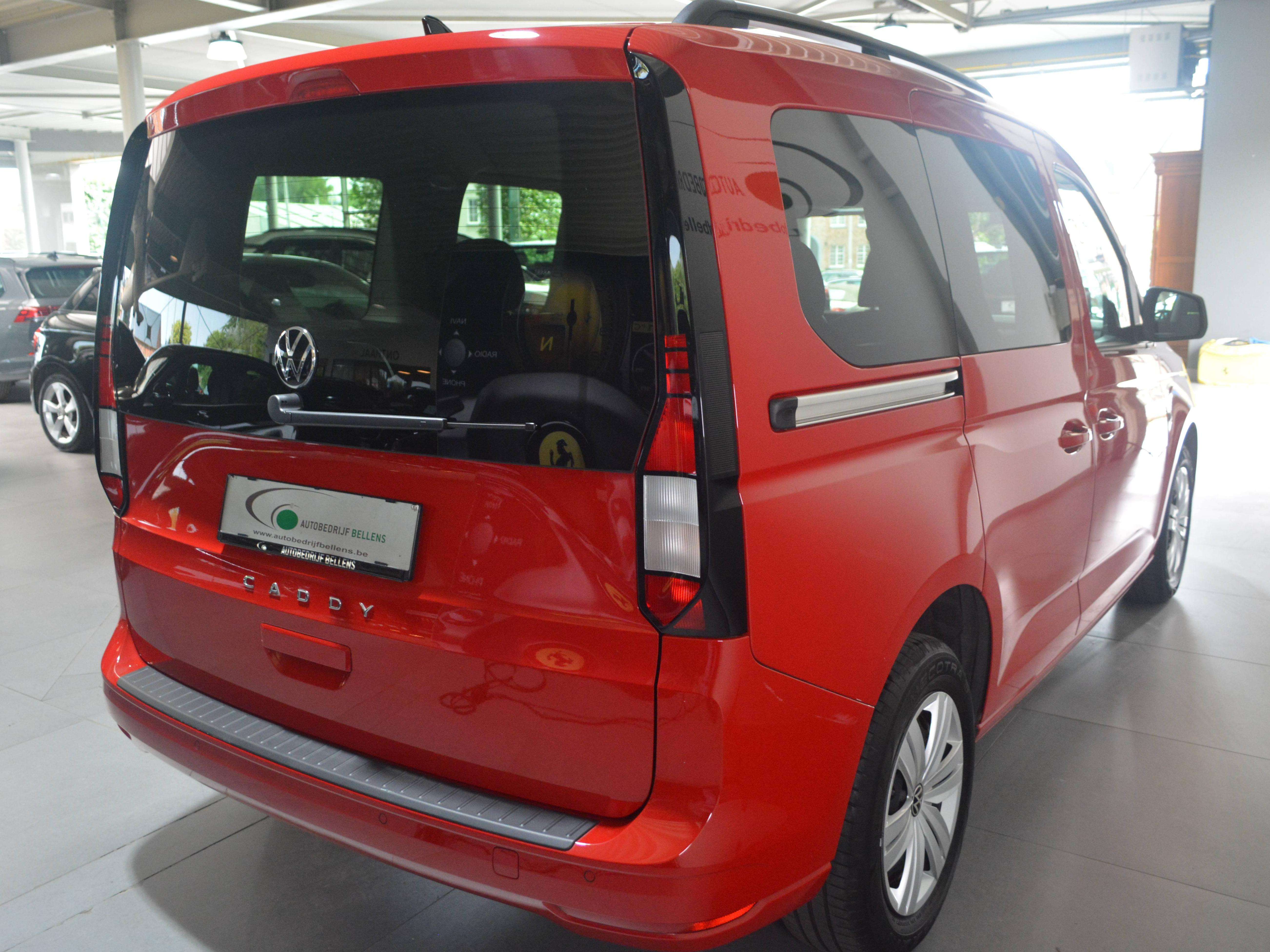 Volkswagen Caddy Caddy 1.5 TSI 5 zitpl. APPLE CAR-PLAY / FRONT ASSIST