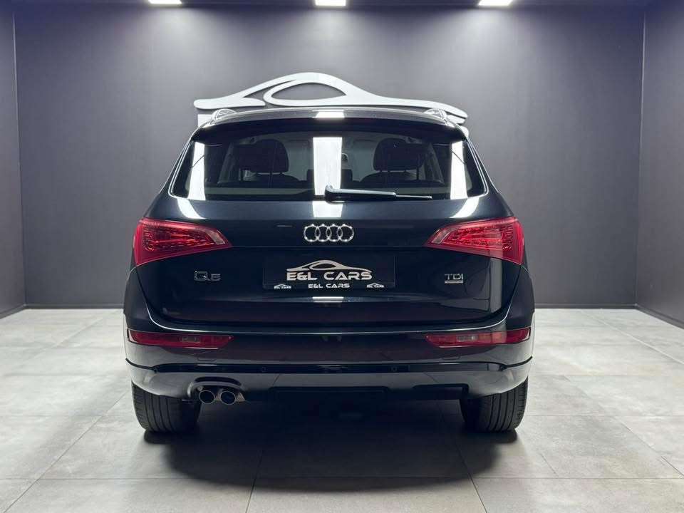 Audi Q5 Q5 2.0 TDi Quattro S Tronic **12 mois de garantie**