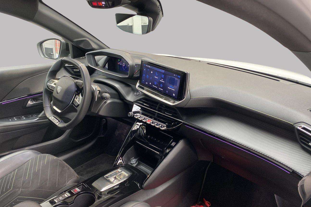 Peugeot 208 GT * Visio Park & CarPlay
