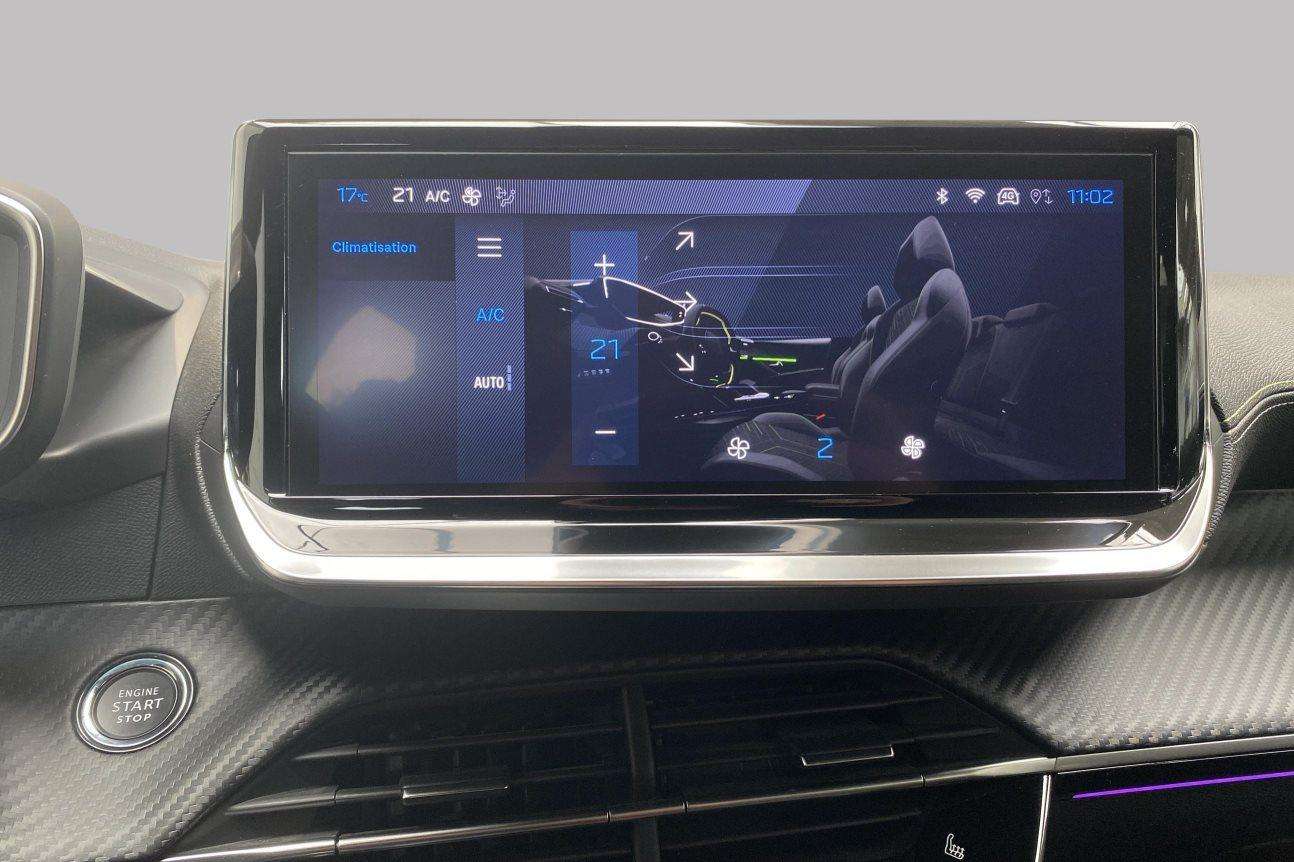Peugeot 208 GT * Visio Park & CarPlay