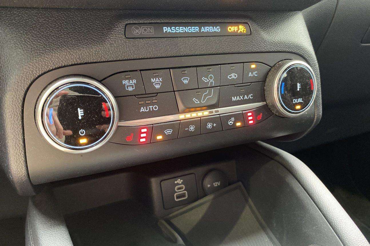 Ford Kuga Titanium PlugIn * GPS Caméra