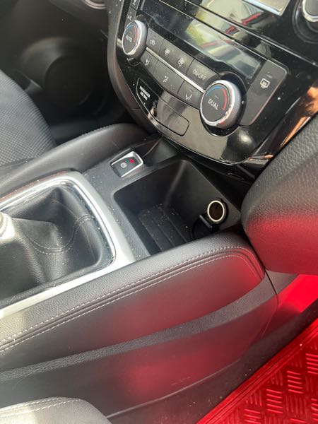 Nissan Qashqai II (2) 1.5 DCI 110 N-CONNECTA
