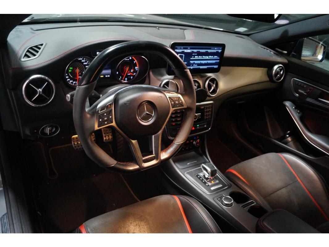 Mercedes-Benz Cla 45 - BV Speedshift DCT BM 117 AMG Edition 1 4-Matic PHASE Entretien Mercedes