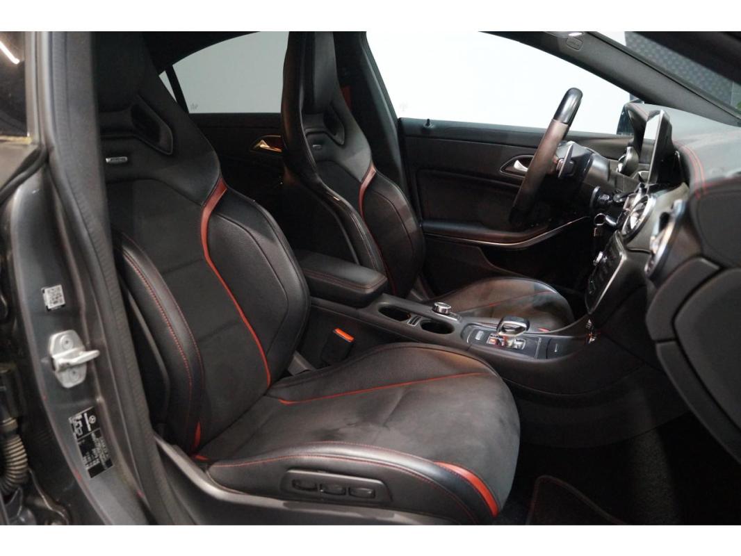 Mercedes-Benz Cla 45 - BV Speedshift DCT BM 117 AMG Edition 1 4-Matic PHASE Entretien Mercedes