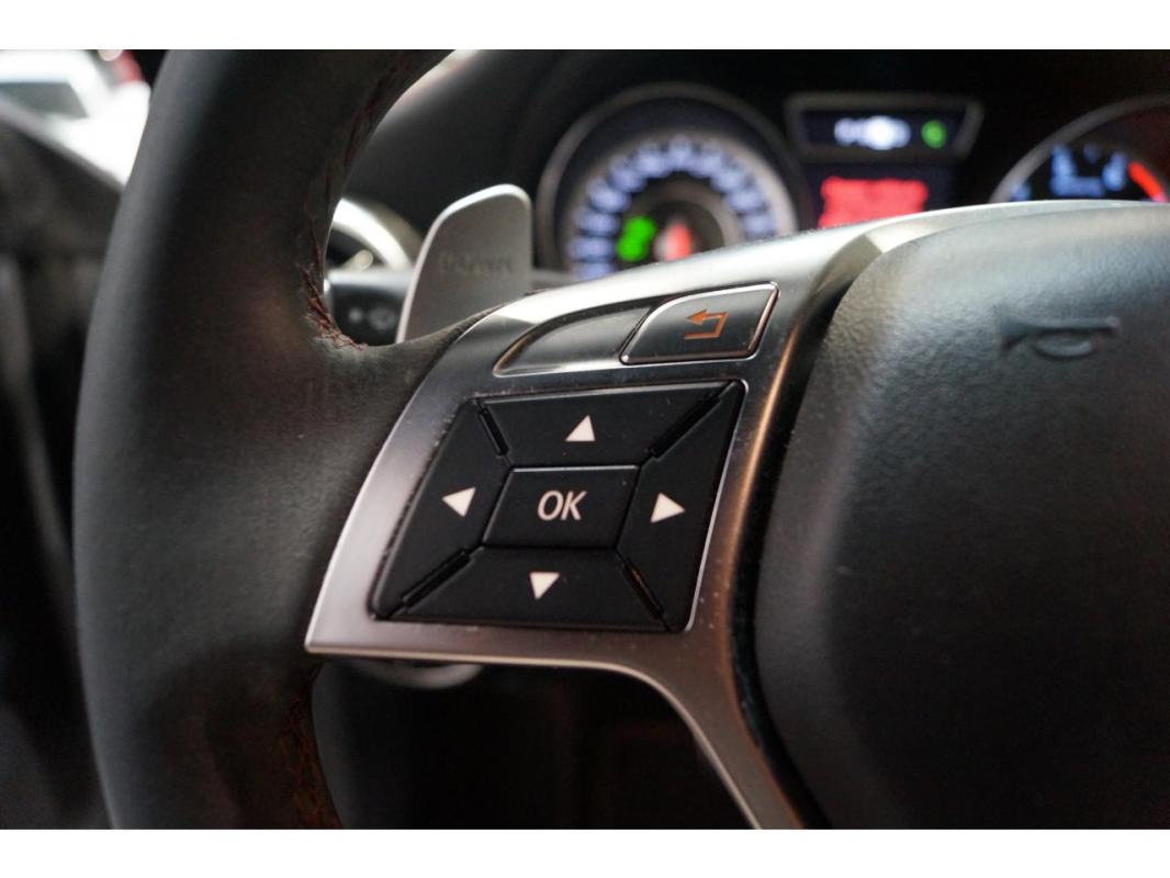 Mercedes-Benz Cla 45 - BV Speedshift DCT BM 117 AMG Edition 1 4-Matic PHASE Entretien Mercedes