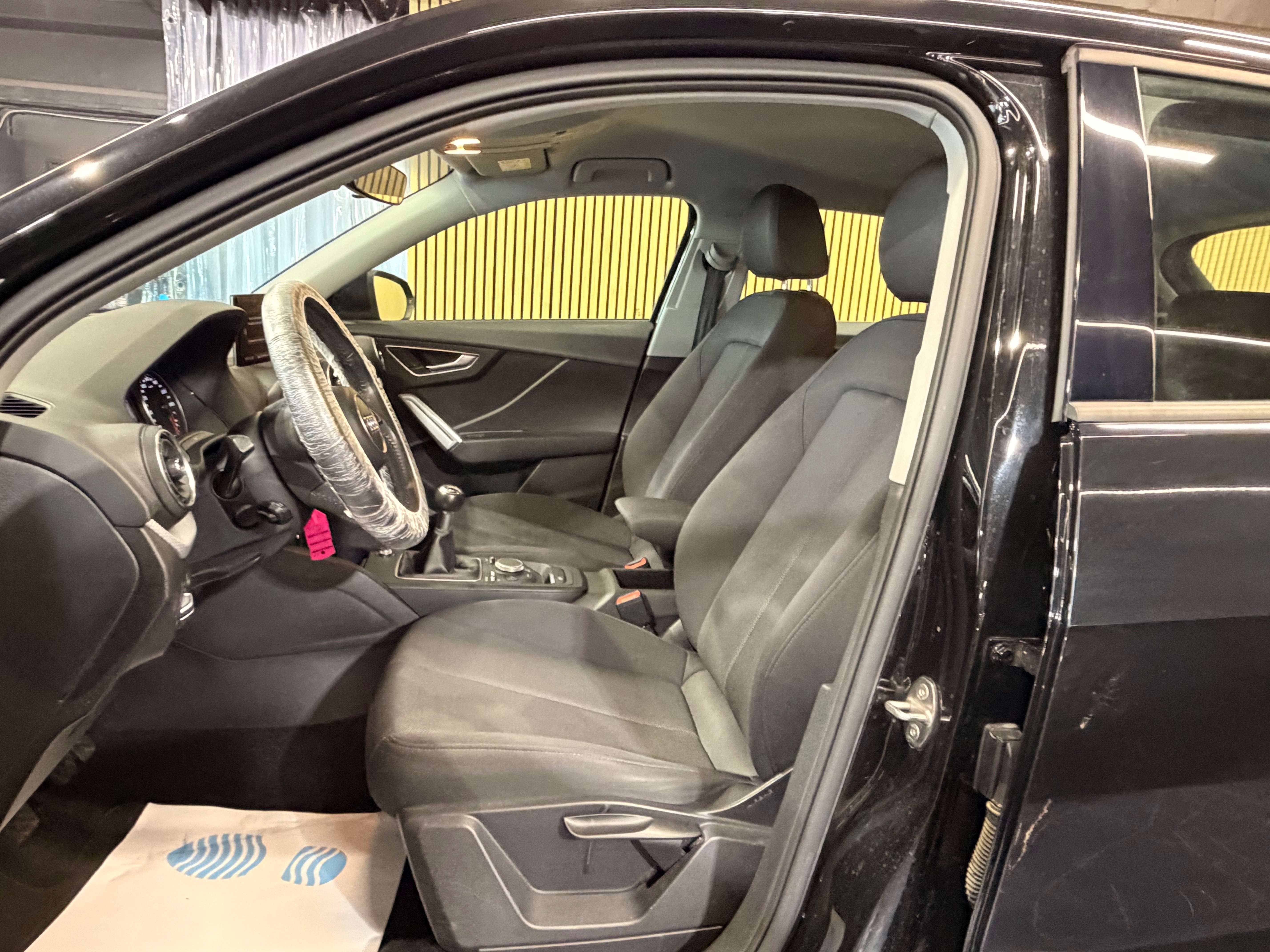 Audi Q2 30 TFSI Sport * GARANTIE 12 MOIS * 1er prop *