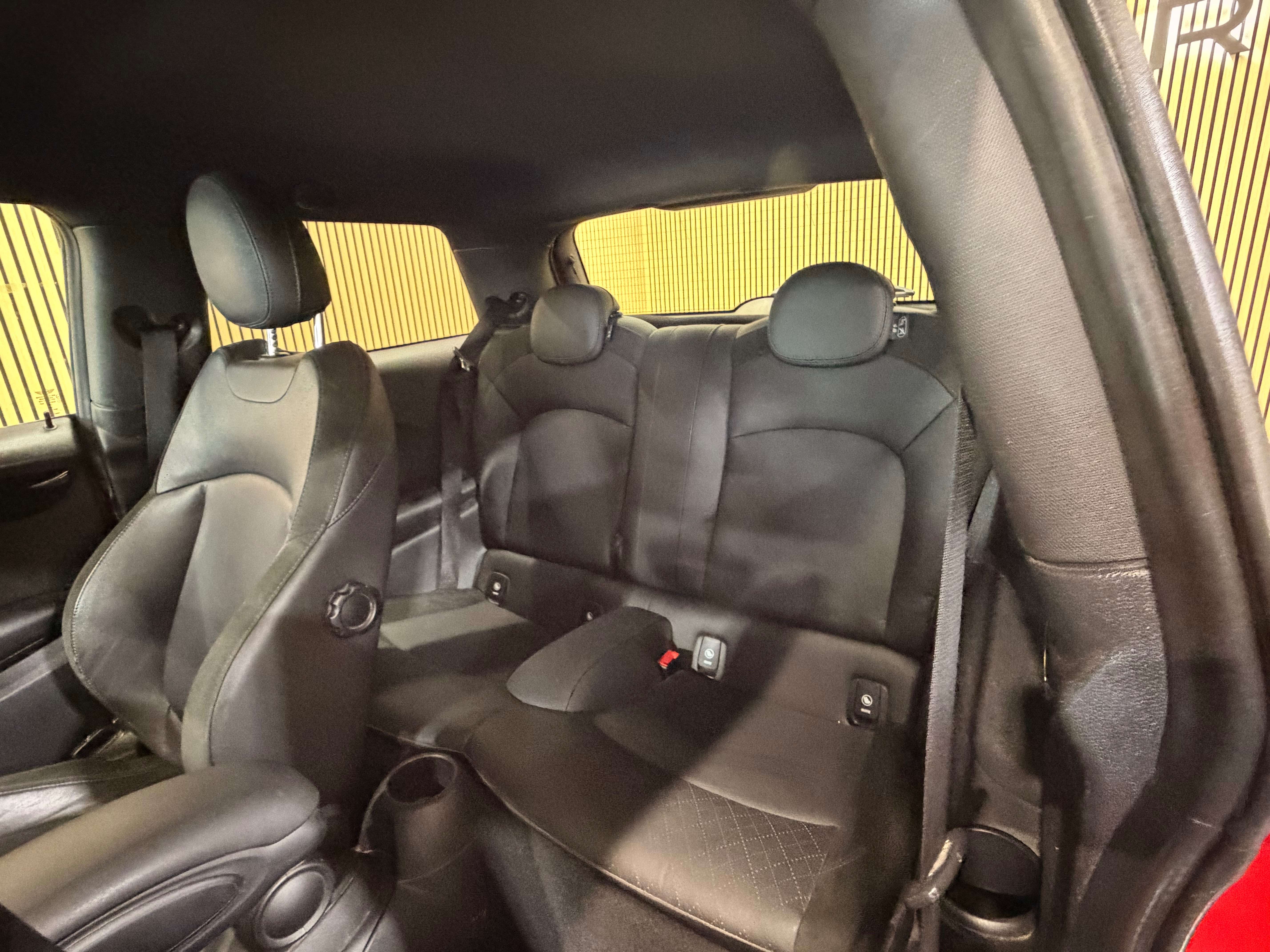 MINI Cooper 1.5i * PACK JCW - JOHN COOPER WORKS * GAR 12 MOIS *