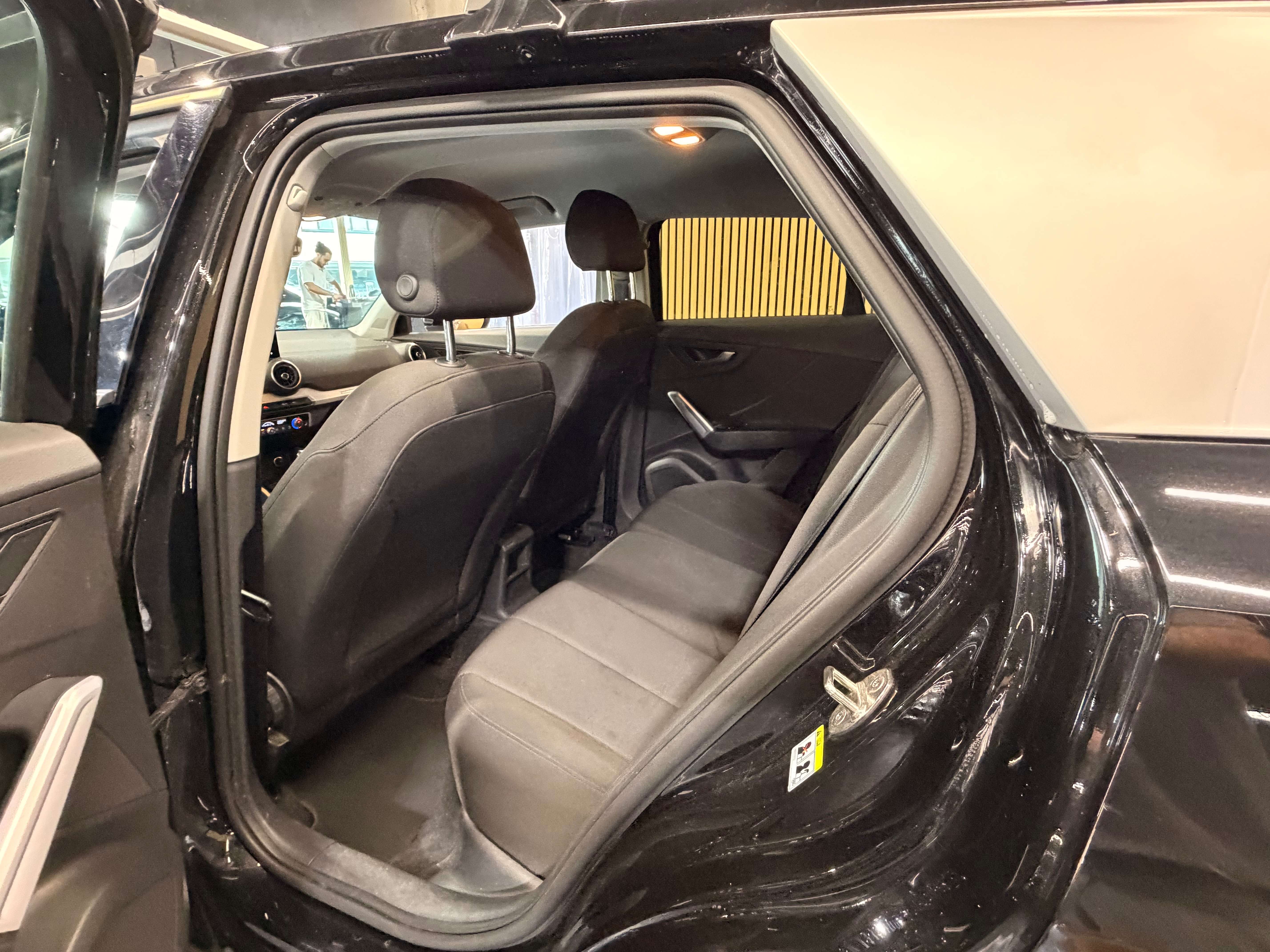 Audi Q2 35 TFSI S line S tronic * COCKPIT * GARANTIE 12 MOIS * 1ER PROP